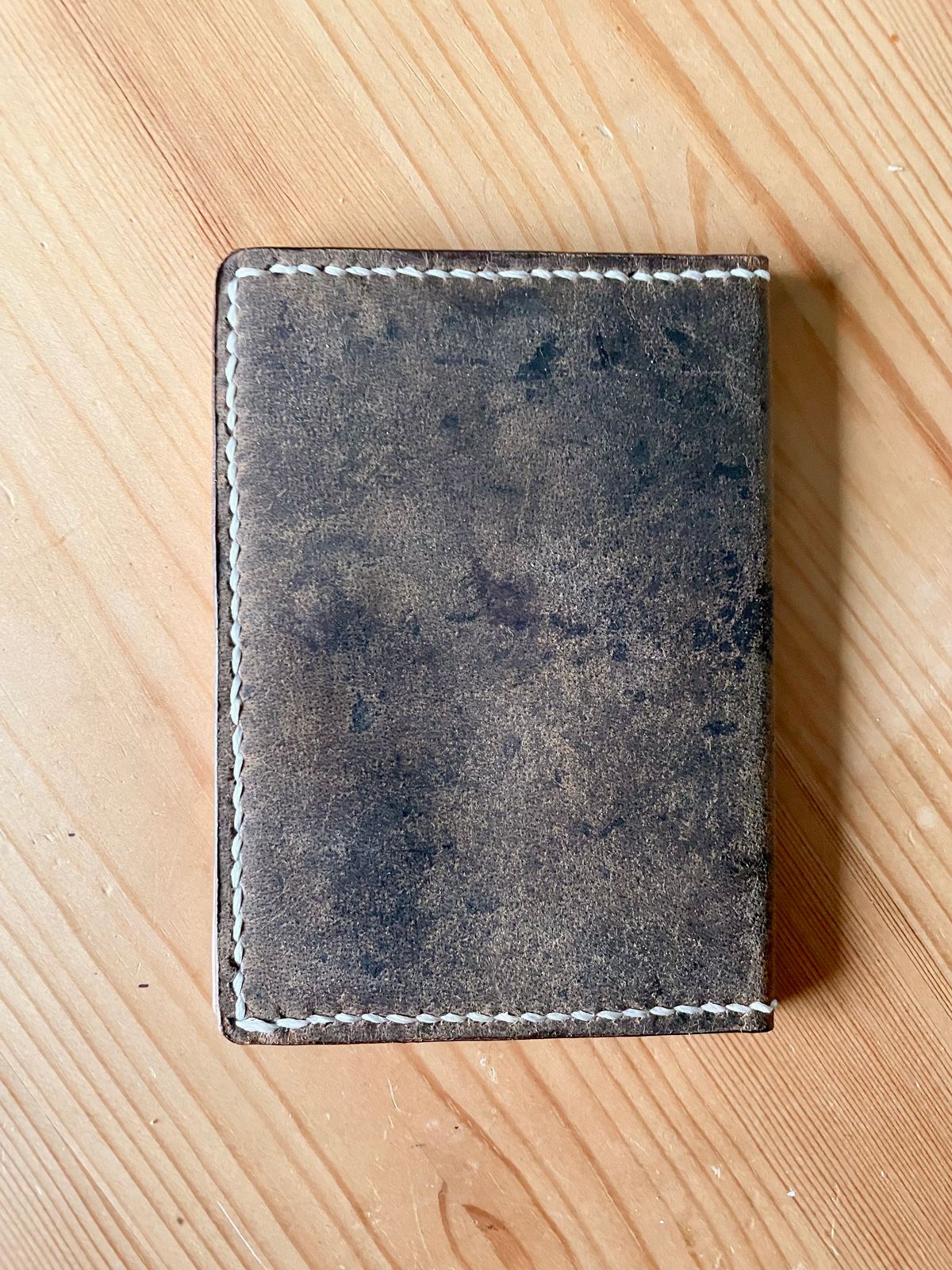 Photo by sbjweyk on February 3, 2026 of the Self-Made Registration Case in Unknown Natural Veg Tan & Buffalo Crazy Horse.