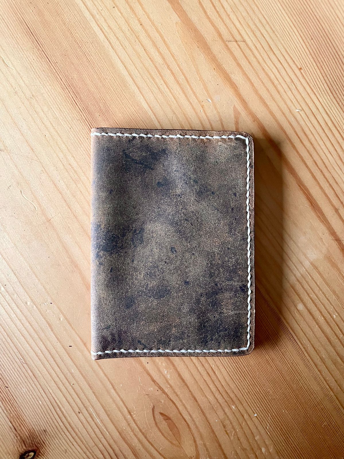 Photo by sbjweyk on February 3, 2026 of the Self-Made Registration Case in Unknown Natural Veg Tan & Buffalo Crazy Horse.