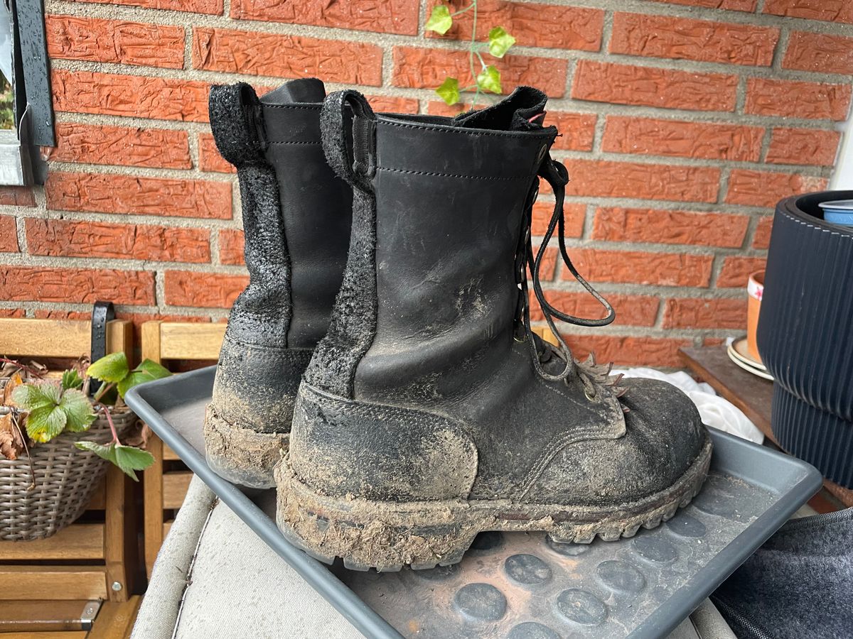 Photo by sbjweyk on October 25, 2025 of the Jim Green Rugged African Trooper in Houston Black.