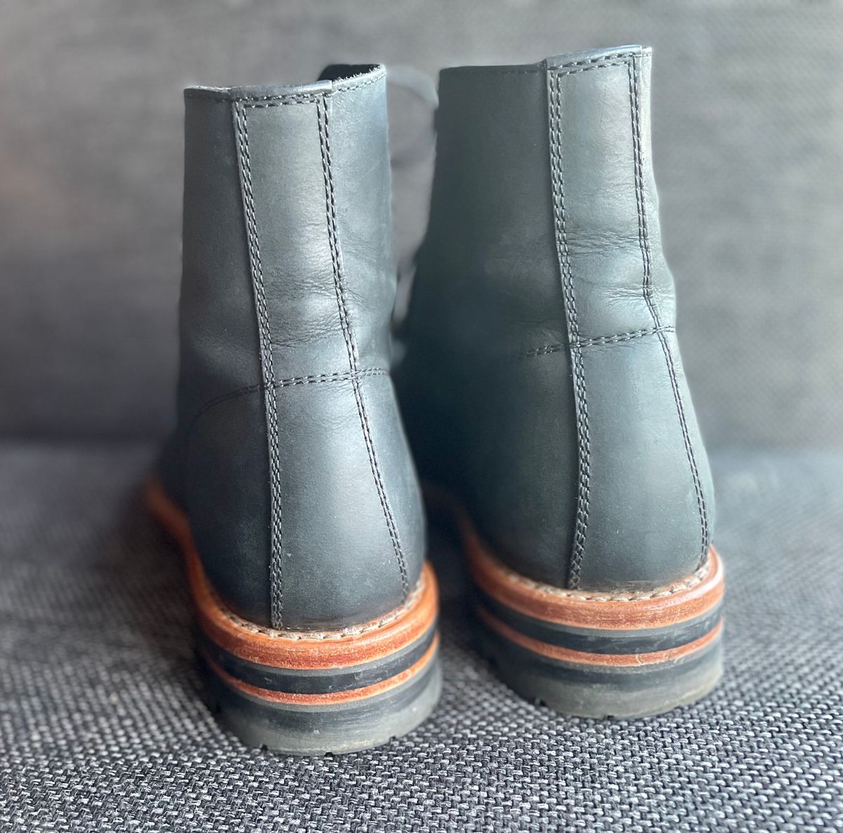 Photo by sbjweyk on December 1, 2024 of the Urban Shepherd Scout Charcoal in Waxed Portugese Calfskin.