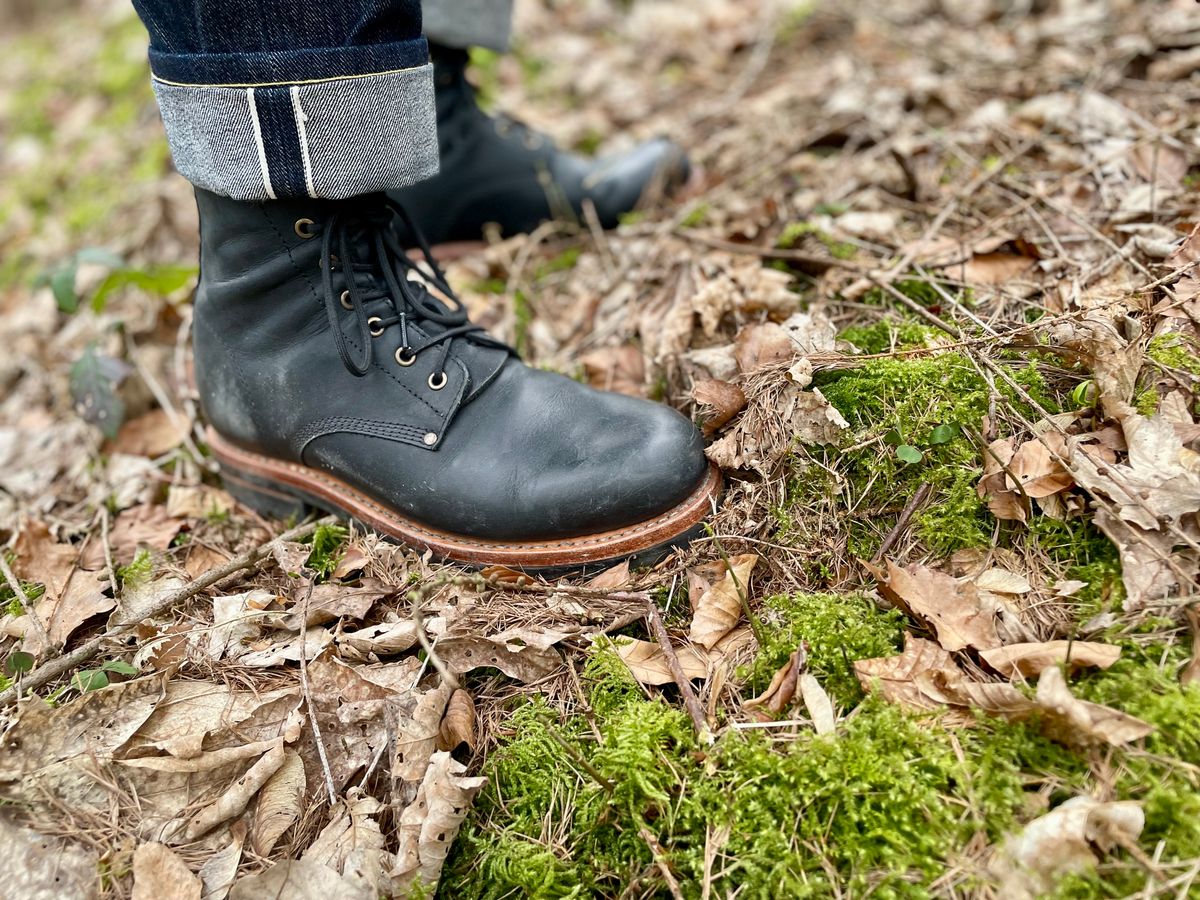 Photo by sbjweyk on February 25, 2025 of the Urban Shepherd Scout Charcoal in Waxed Portugese Calfskin.