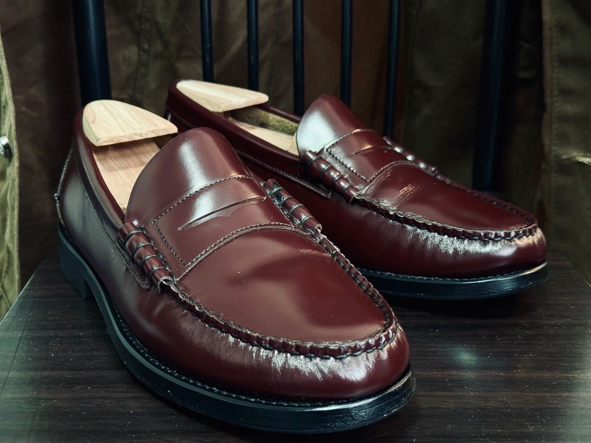 Photo by stinkypatina on May 26, 2024 of the Castellano L100 Loafers in Corinto Calf Leather.