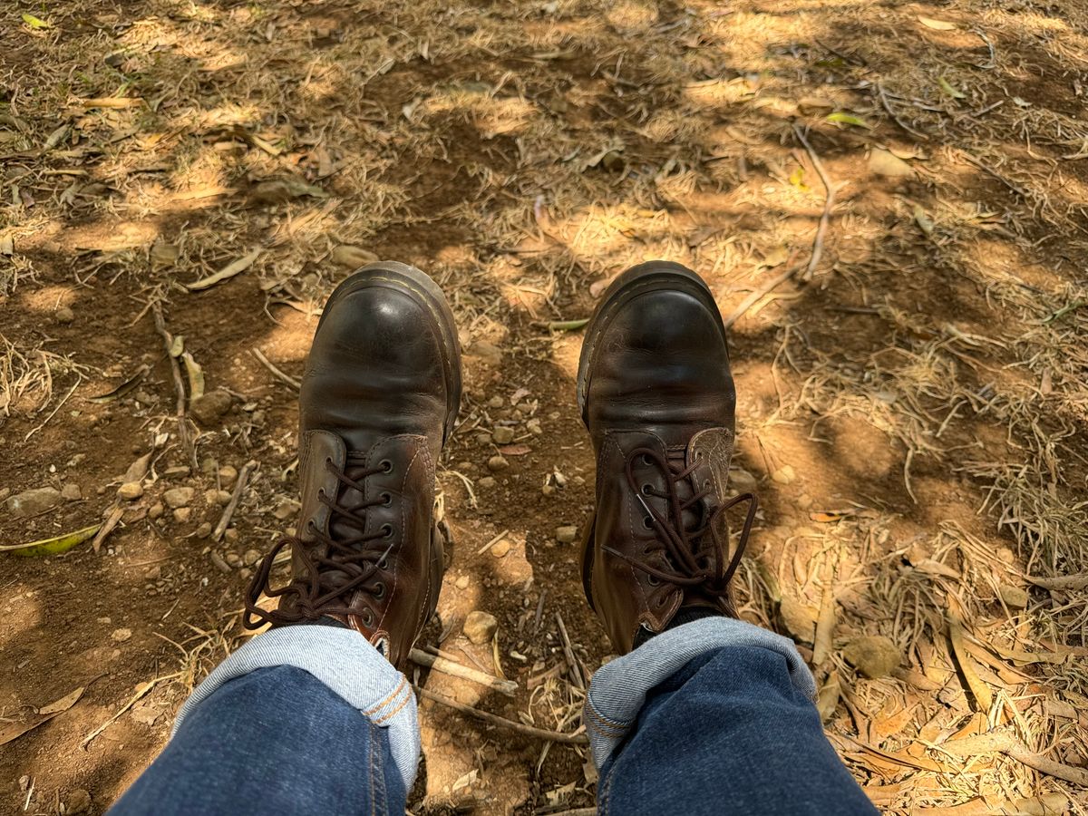 Photo by stinkypatina on March 23, 2024 of the Dr. Martens 939 Ben in Dark Brown Crazy Horse.