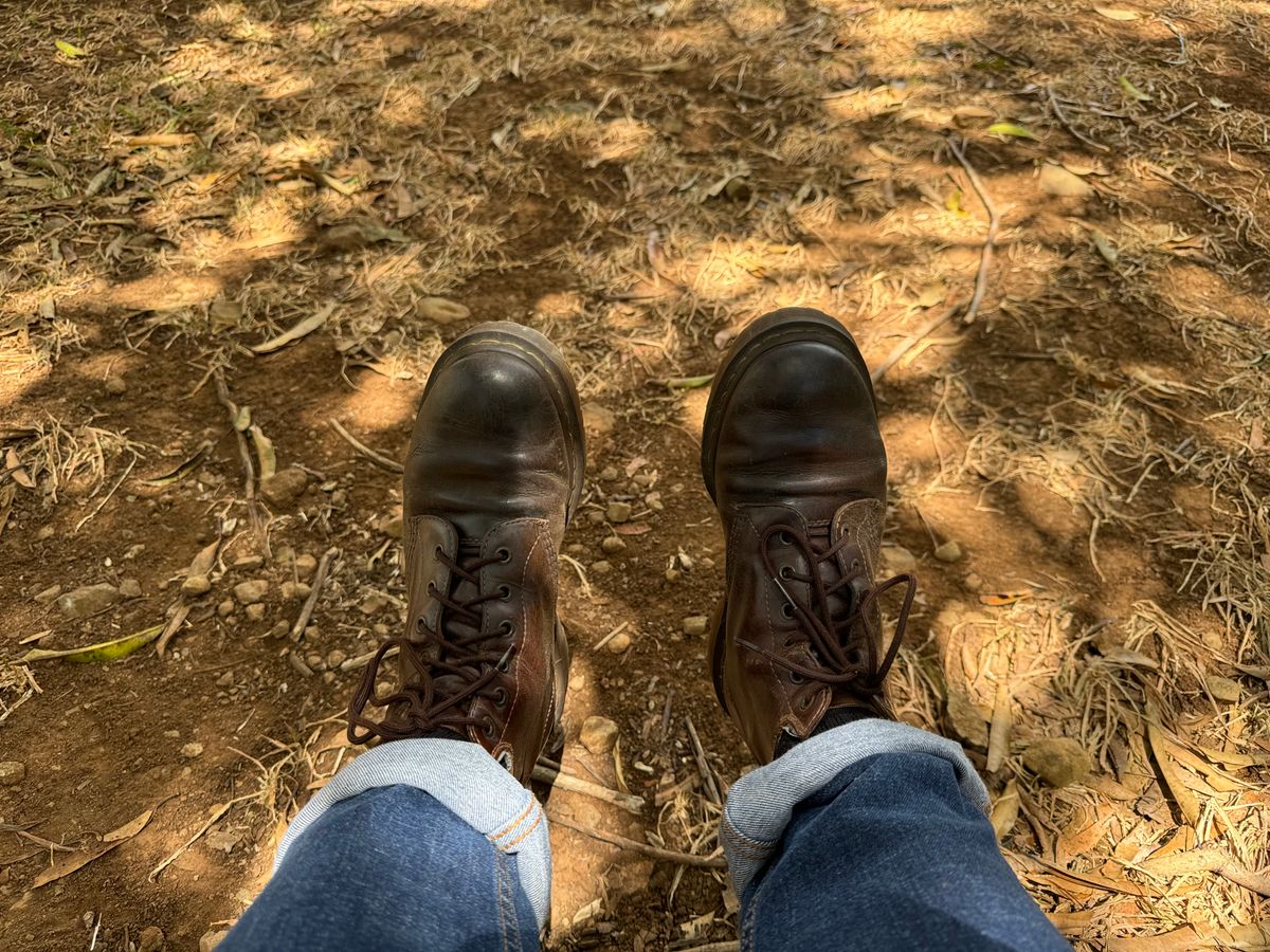 Photo by stinkypatina on March 23, 2024 of the Dr. Martens 939 Ben in Dark Brown Crazy Horse.