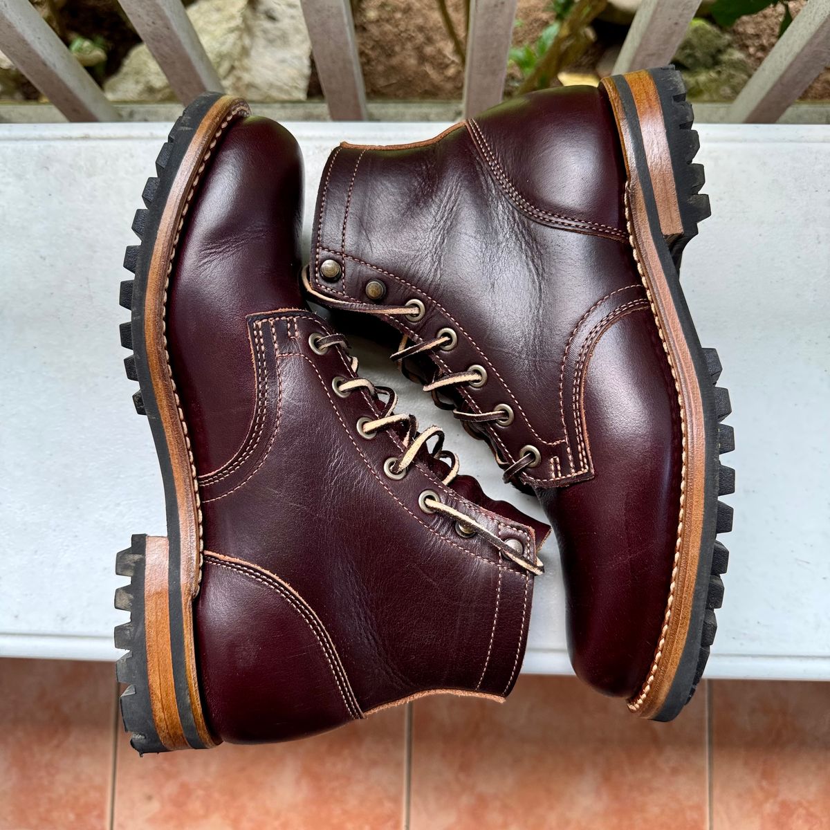 Photo by stinkypatina on November 7, 2025 of the Truman Plain Toe Boot in Seidel Oxblood Double Shot.