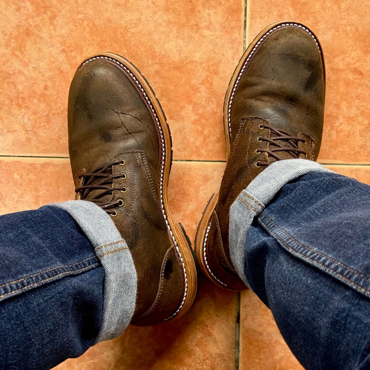 Photo by stinkypatina on May 5, 2026 of the Caswell Boot Company Lisbon in C.F. Stead Stone Rambler.