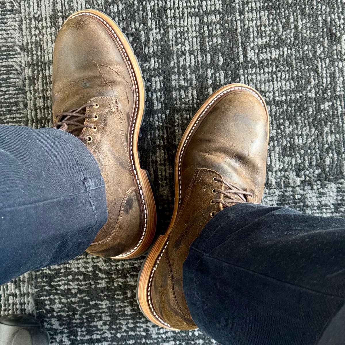 Photo by stinkypatina on May 5, 2026 of the Caswell Boot Company Lisbon in C.F. Stead Stone Rambler.