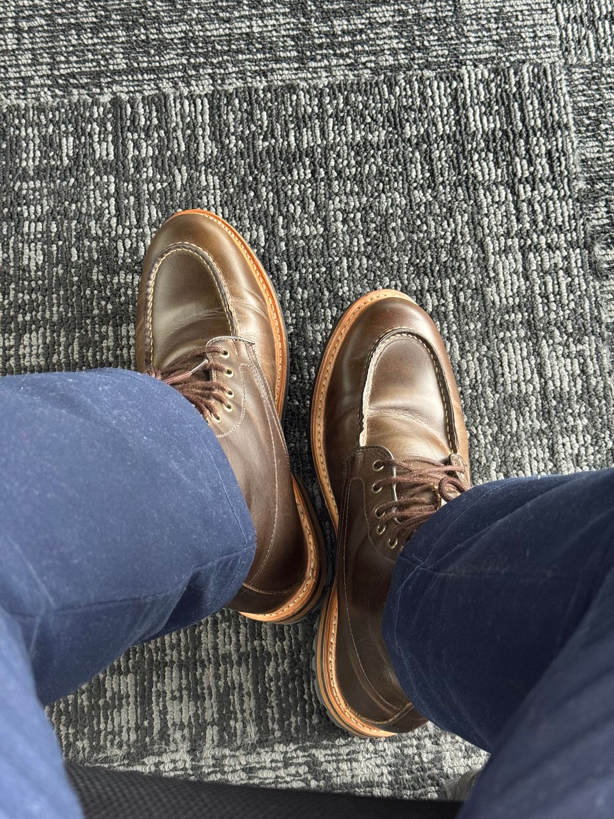 Photo by stinkypatina on July 9, 2025 of the Allen Edmonds Carter in Teak Waterproof.
