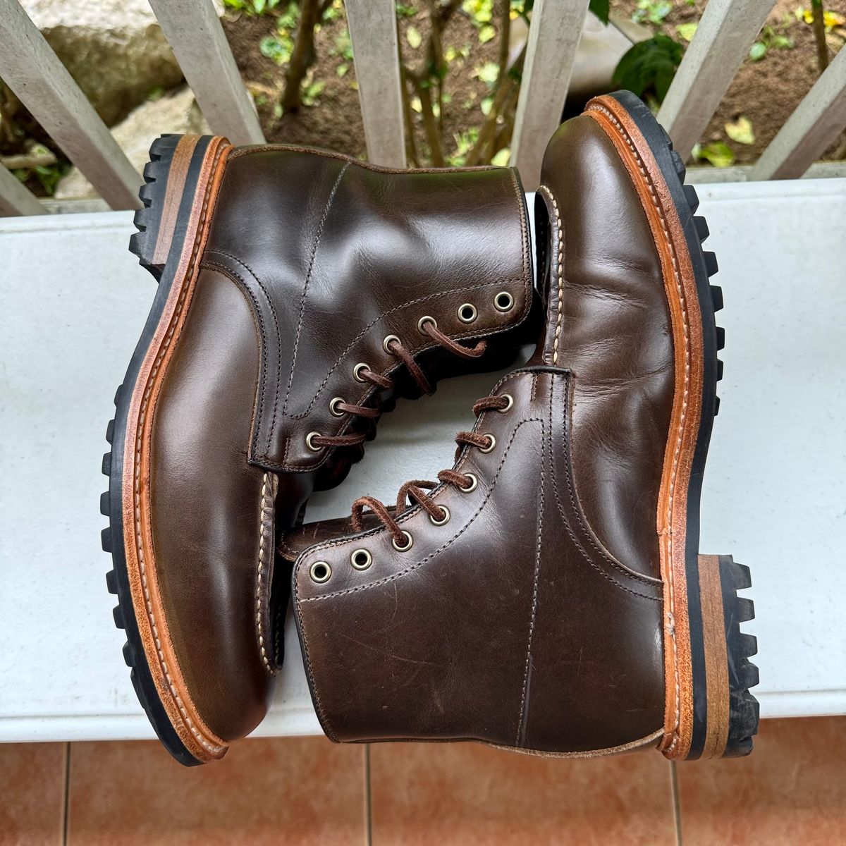 Photo by stinkypatina on September 24, 2025 of the Allen Edmonds Carter in Teak Waterproof.