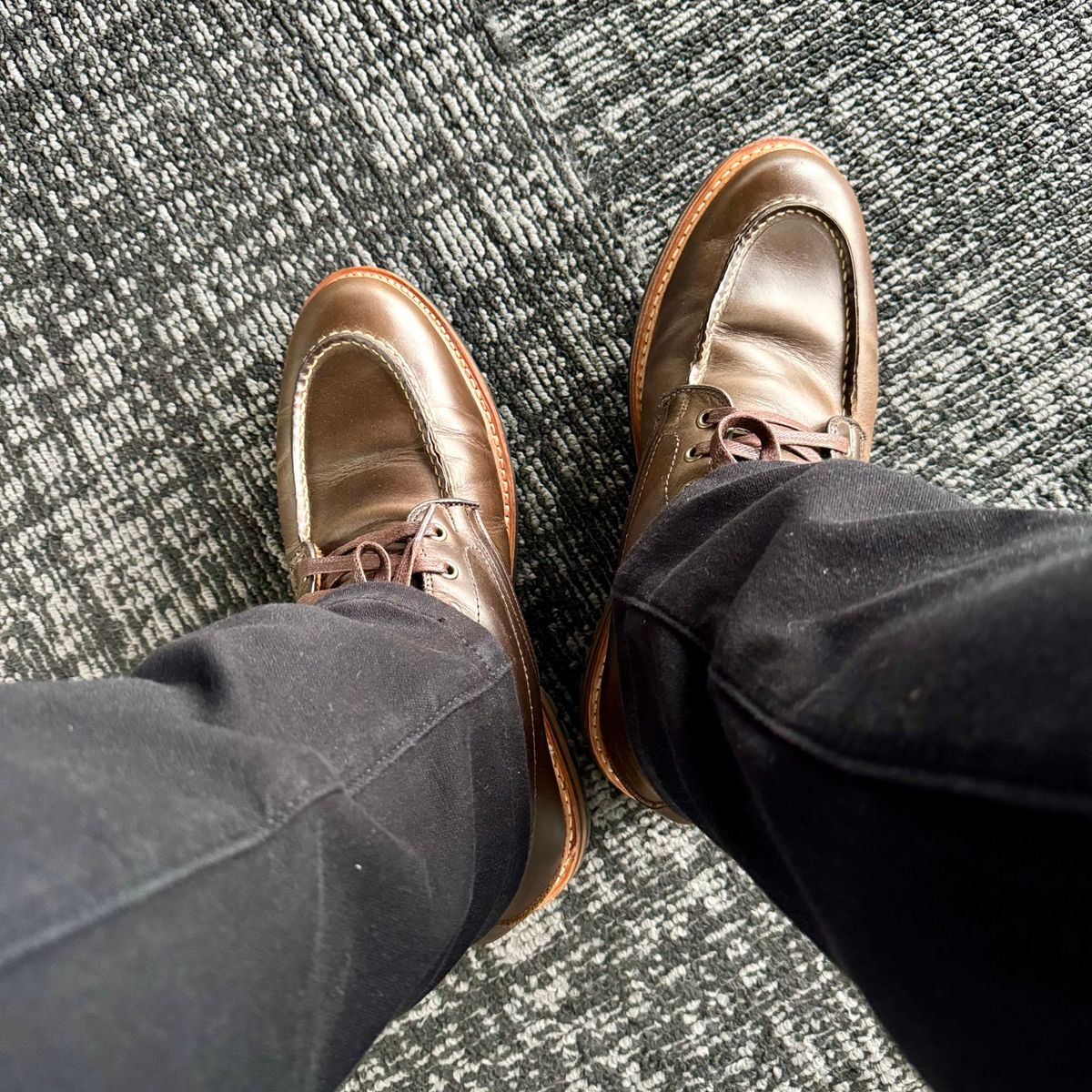 Photo by stinkypatina on November 3, 2025 of the Allen Edmonds Carter in Teak Waterproof.