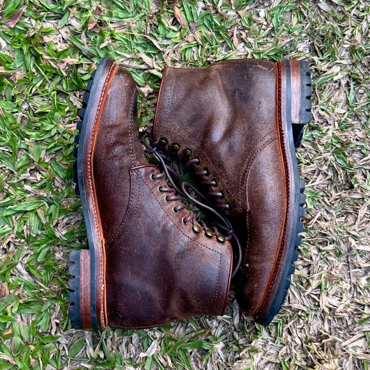 Photo by stinkypatina on April 10, 2026 of the Parkhurst The Niagara in C.F. Stead Light Brown Waxy Commander Suede.