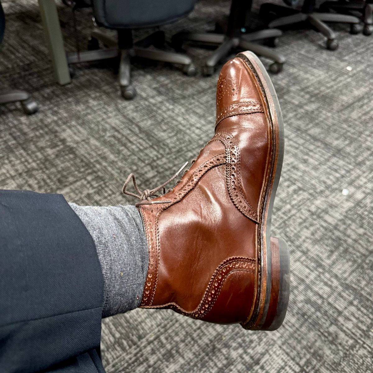 Photo by stinkypatina on June 1, 2026 of the Allen Edmonds Hamilton in Dark Chili Calfskin.