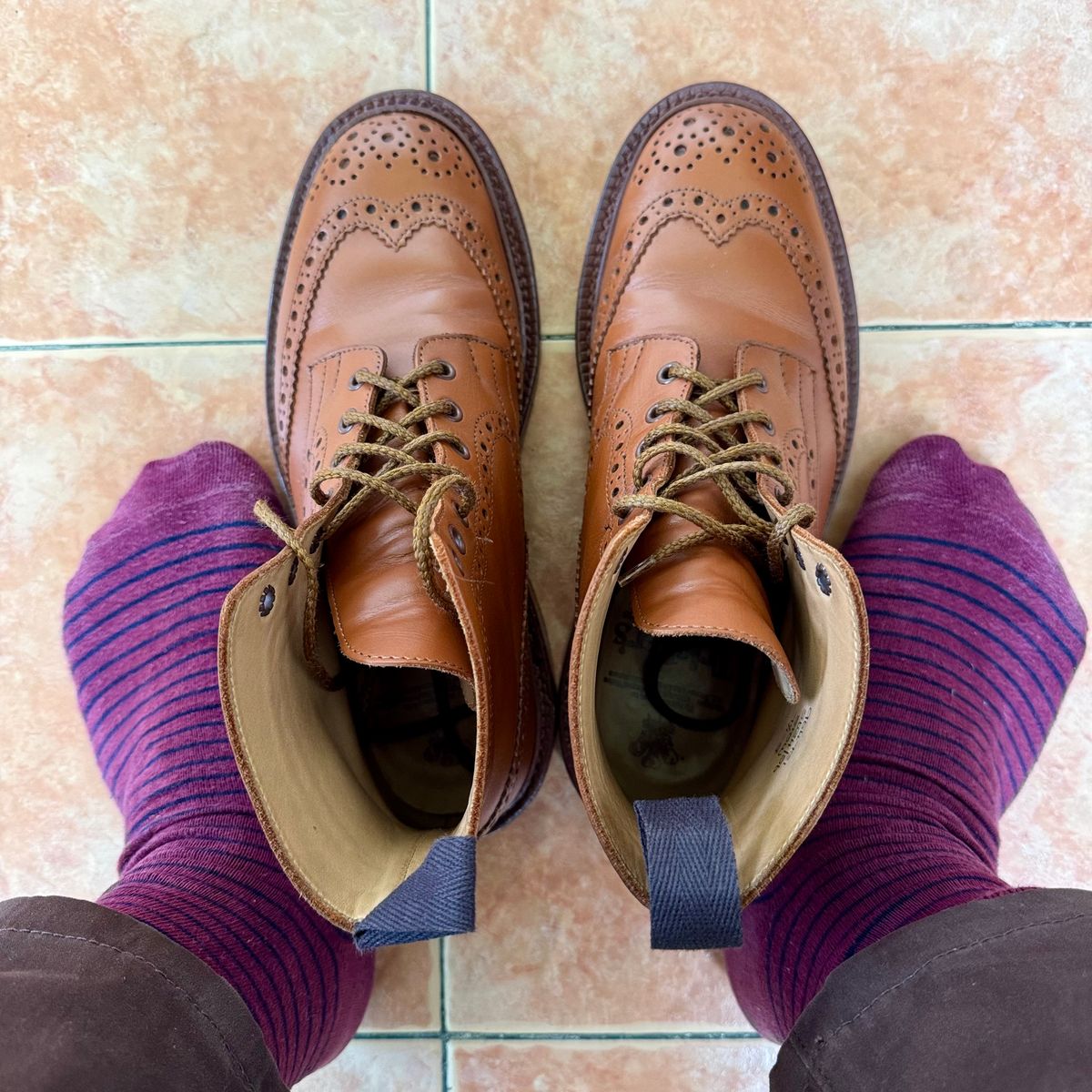 Photo by stinkypatina on August 20, 2025 of the Tricker's Stow Country Boot in C-Shade Tan.