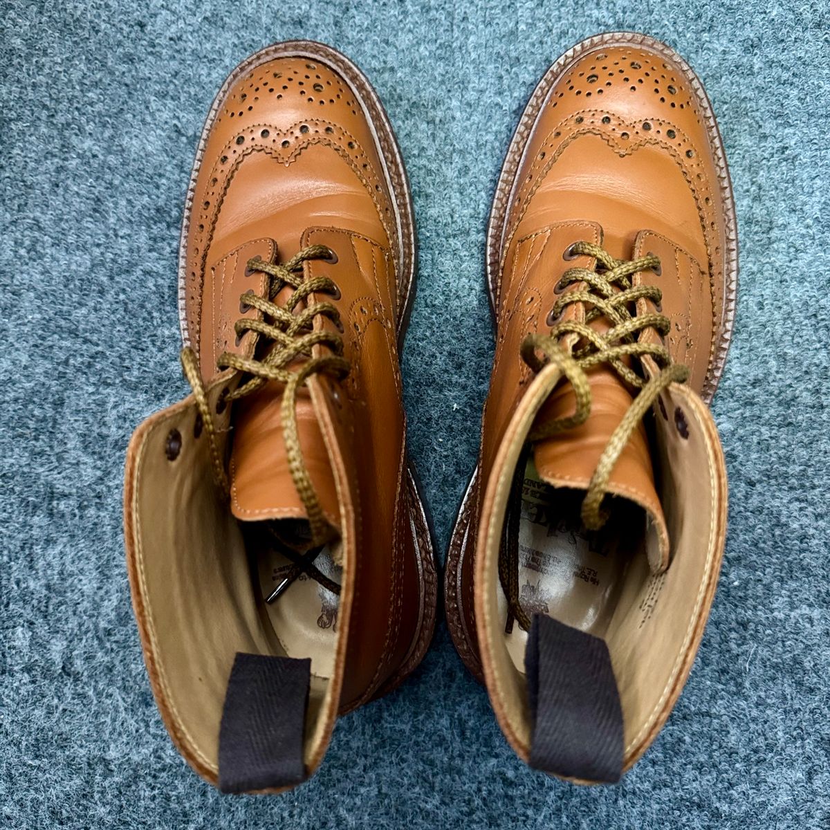 Photo by stinkypatina on October 7, 2025 of the Tricker's Stow Country Boot in C-Shade Tan.