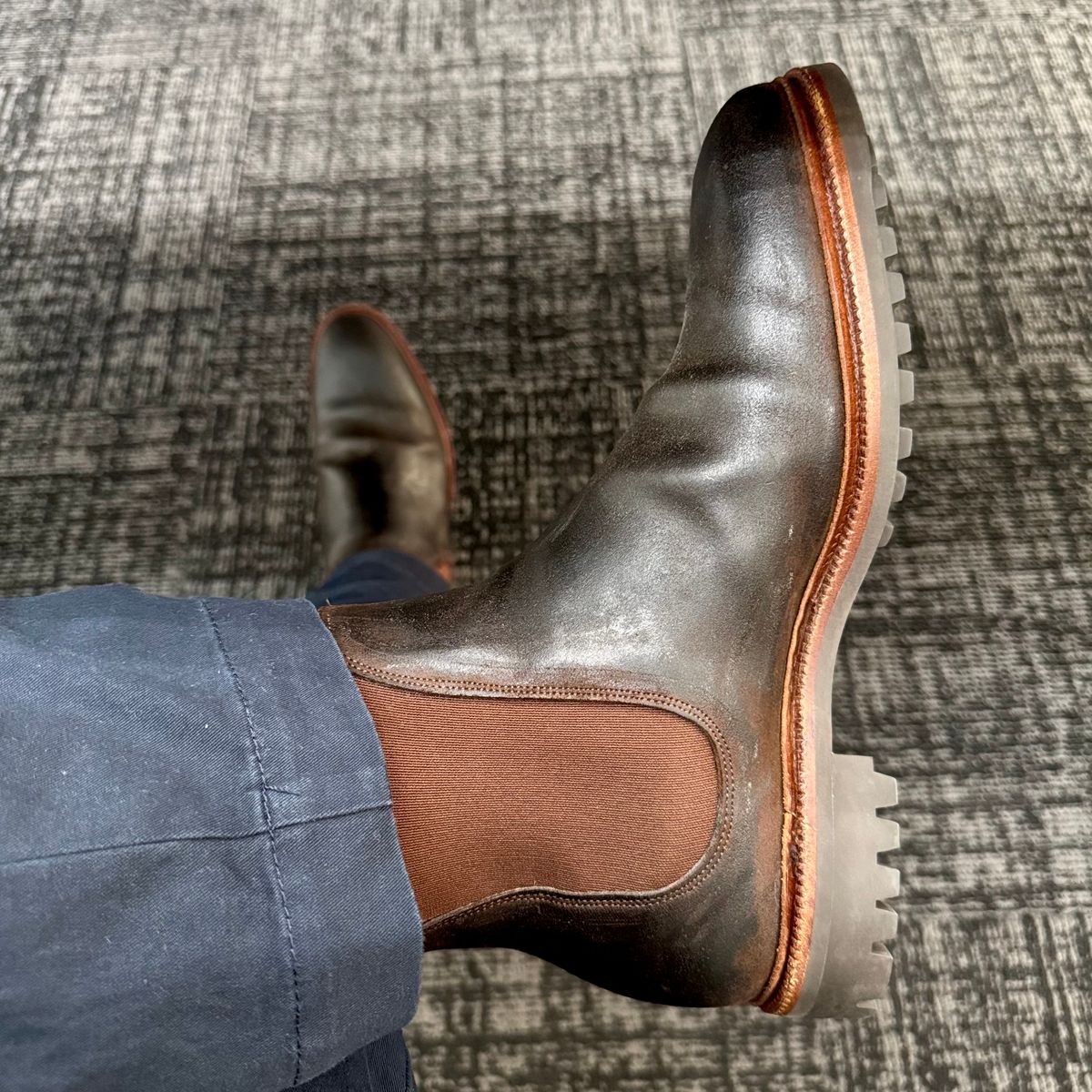 Photo by stinkypatina on July 6, 2026 of the Meermin Chelsea Boot in Rust Waxy Calf.