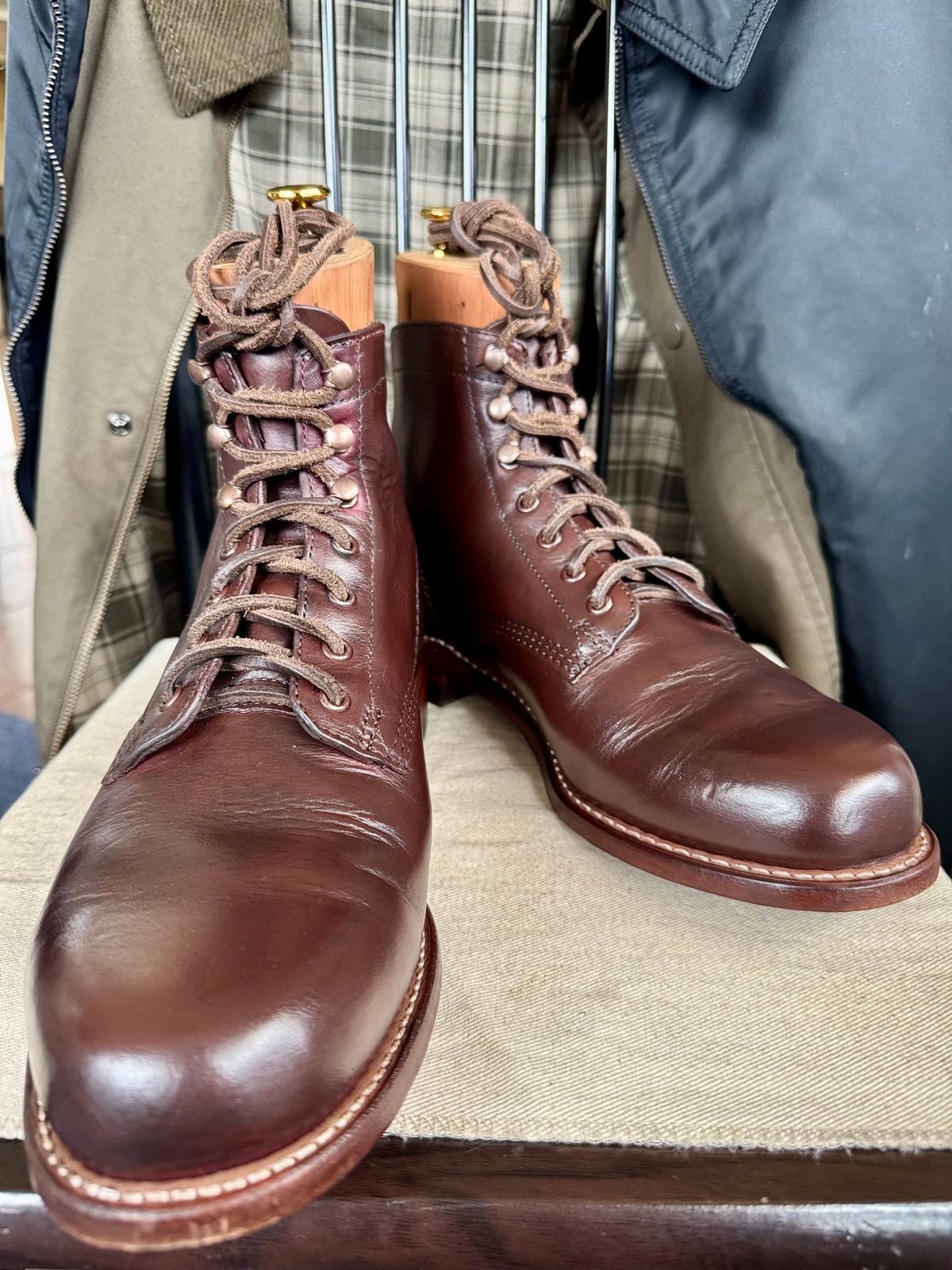 Photo by mrstinkyface13 on October 26, 2024 of the Wolverine 1000 Mile Plain-Toe Boot in Horween Brown Chromexcel.