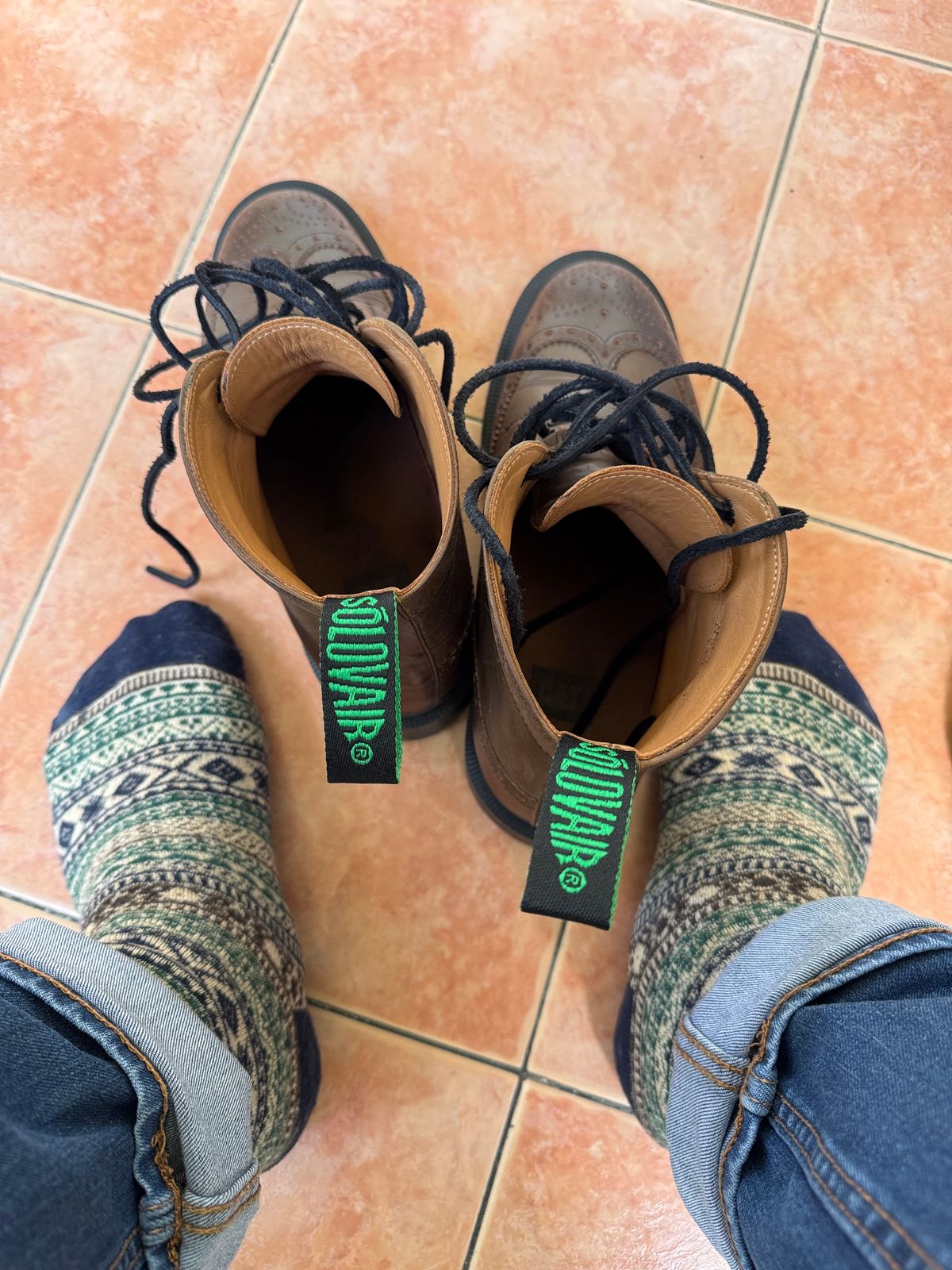Photo by stinkypatina on May 3, 2025 of the Solovair Herring Hartwell in Pull Up Calf Leather.