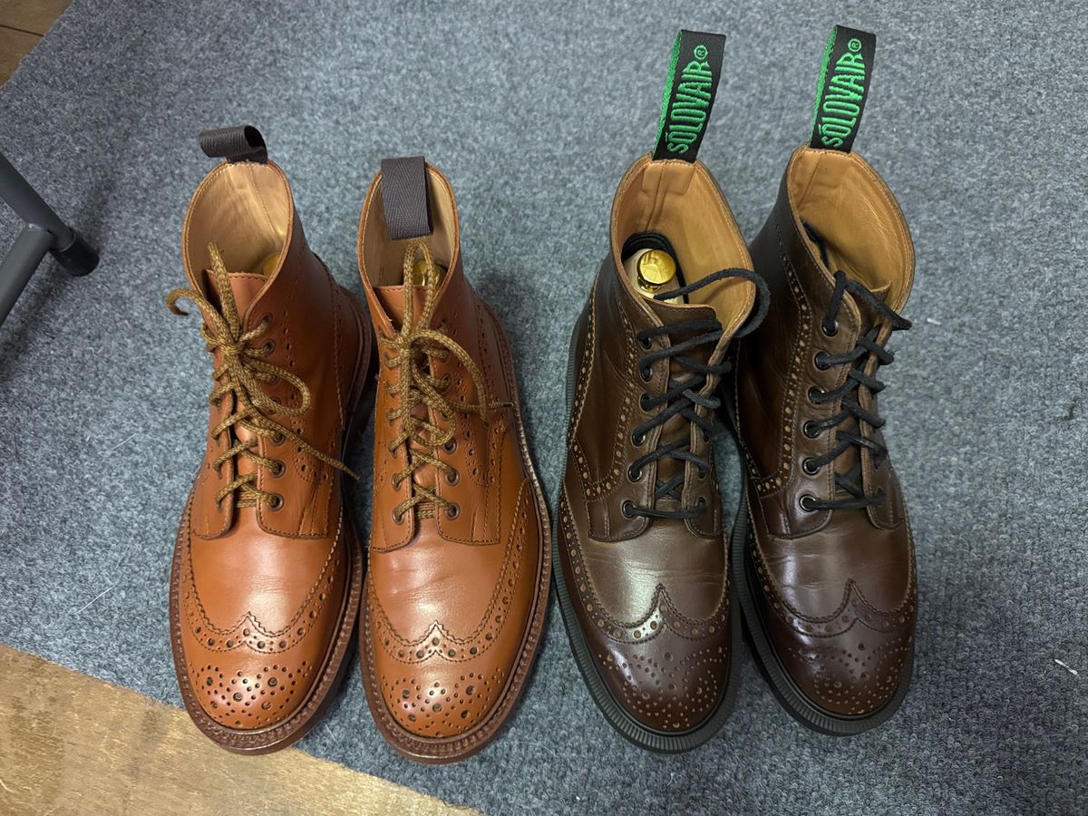 Photo by stinkypatina on May 11, 2025 of the Solovair Herring Hartwell in Pull Up Calf Leather.