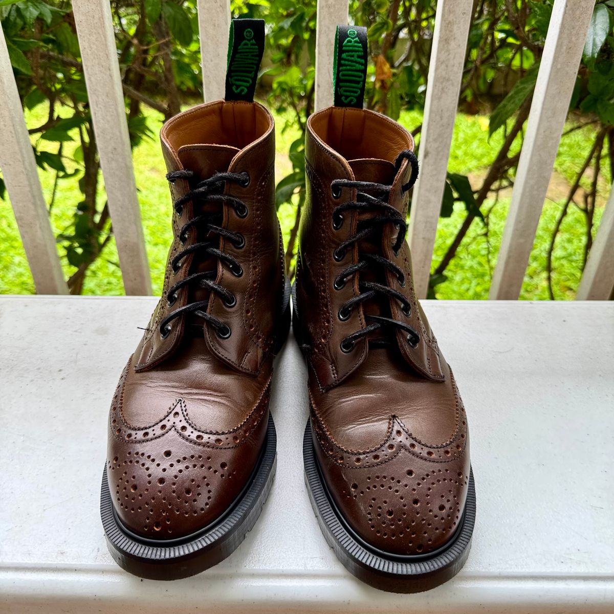 Photo by stinkypatina on September 22, 2025 of the Solovair Herring Hartwell in Pull Up Calf Leather.
