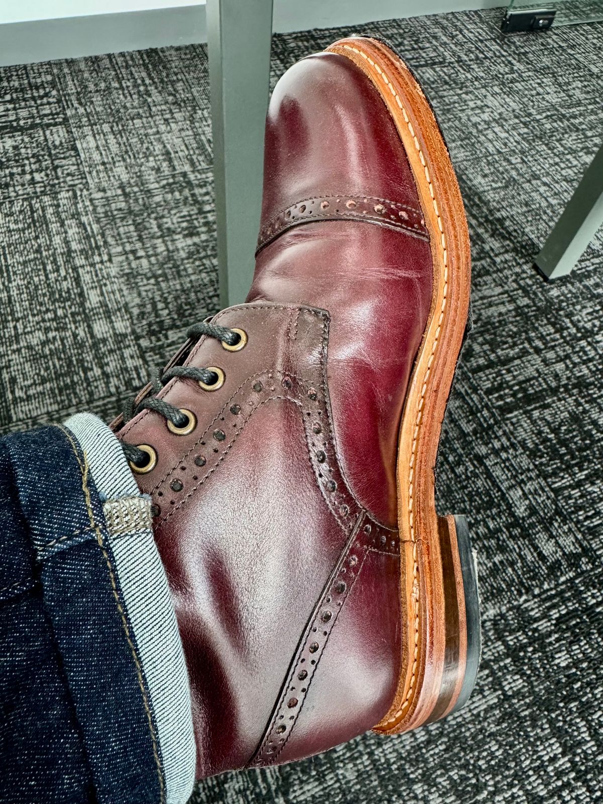 Photo by stinkypatina on August 12, 2025 of the Herring Caldbeck II in Burgundy Calf.