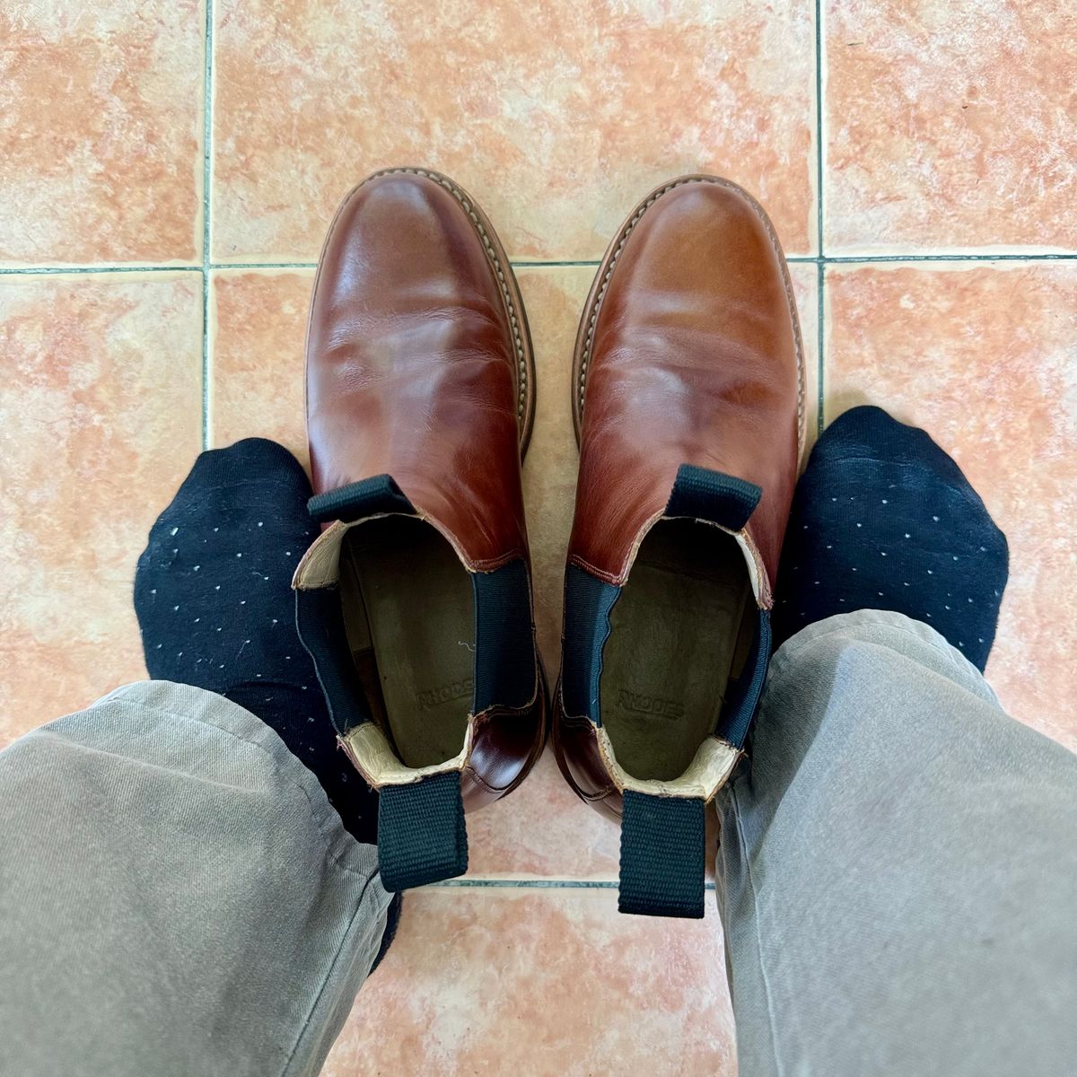 Photo by stinkypatina on September 4, 2025 of the Huckberry Rhodes Cooper Chelsea in Amarello Calf Leather.