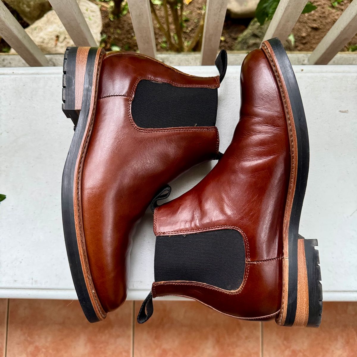 Photo by stinkypatina on September 12, 2025 of the Huckberry Rhodes Cooper Chelsea in Amarello Calf Leather.