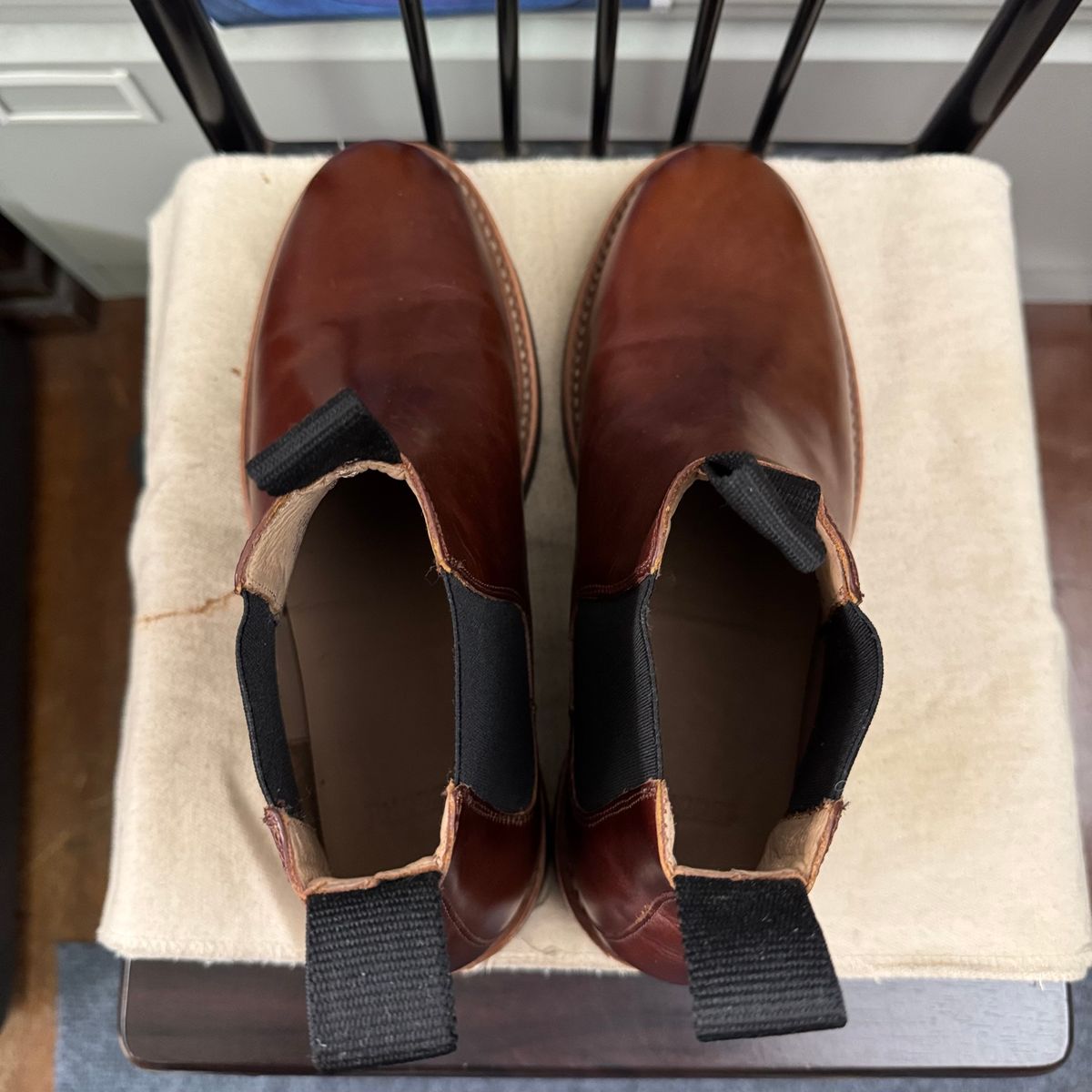 Photo by stinkypatina on July 31, 2025 of the Huckberry Rhodes Cooper Chelsea in Amarello Calf Leather.