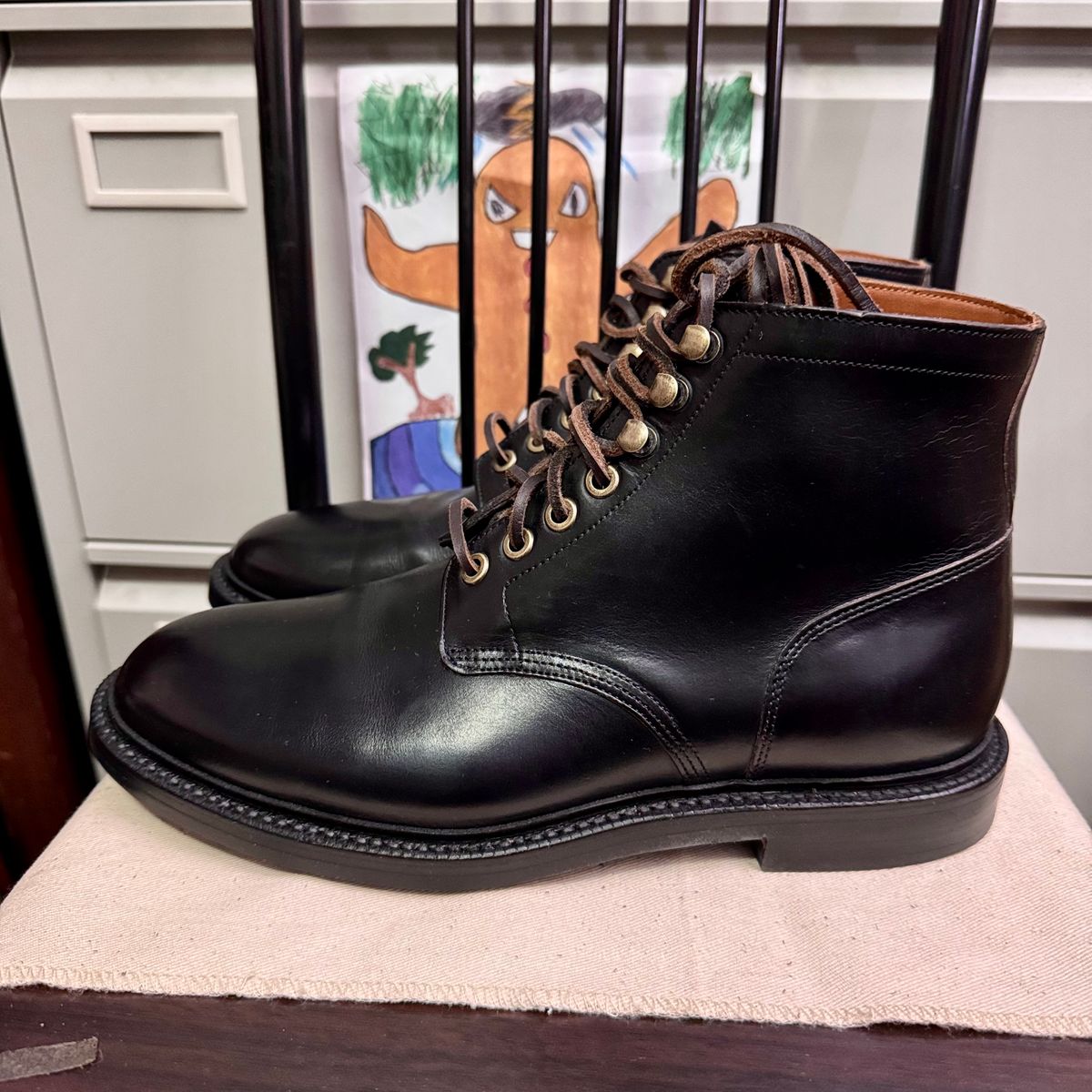 Photo by stinkypatina on November 13, 2025 of the Grant Stone Diesel Boot in Horween Black Chromexcel.