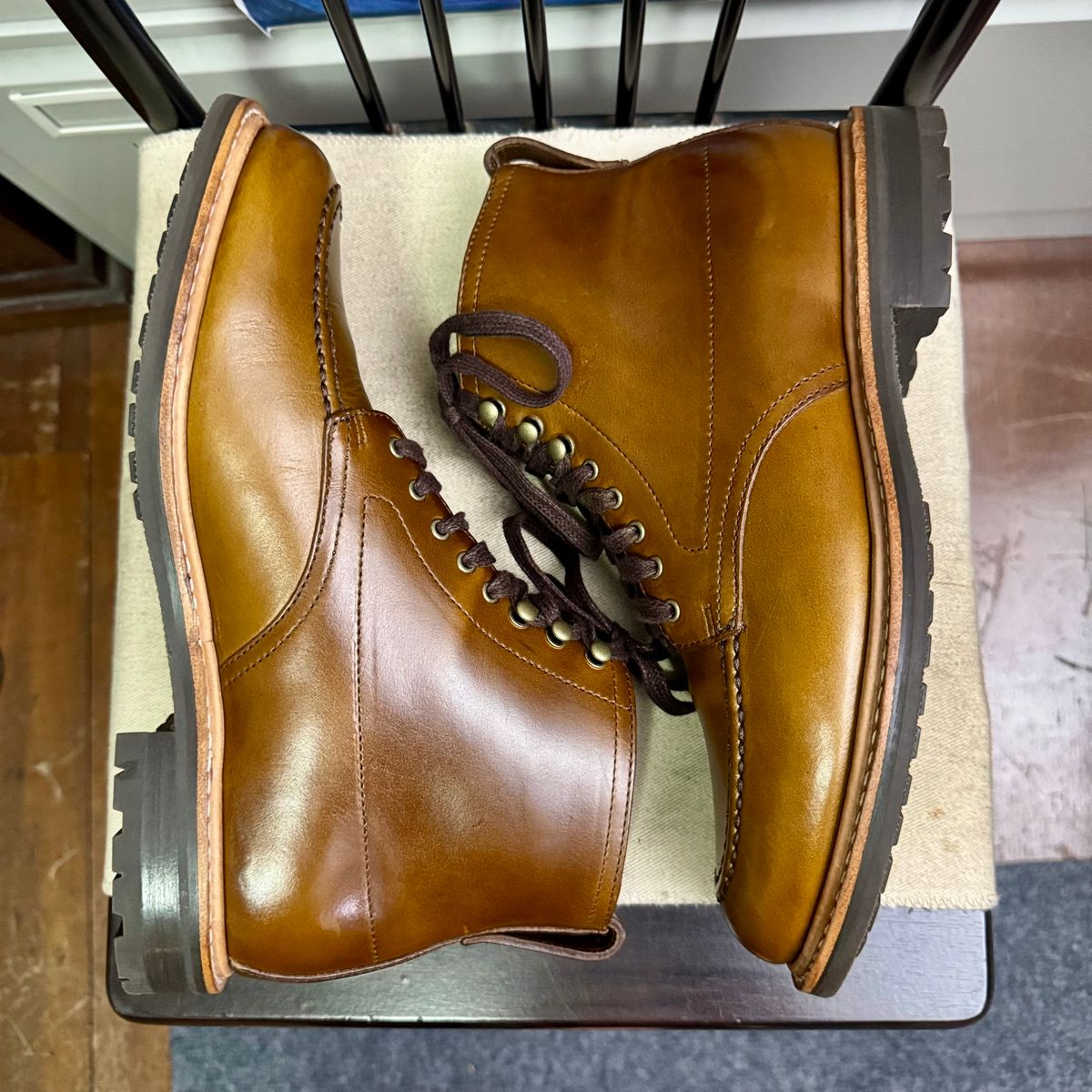 Photo by stinkypatina on August 27, 2025 of the J.Crew Kenton Pacer Boots in Horween Chromexcel.