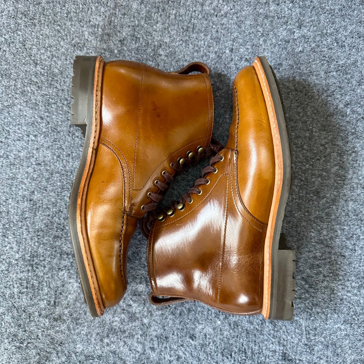 Photo by stinkypatina on October 13, 2025 of the J.Crew Kenton Pacer Boots in Horween Chromexcel.