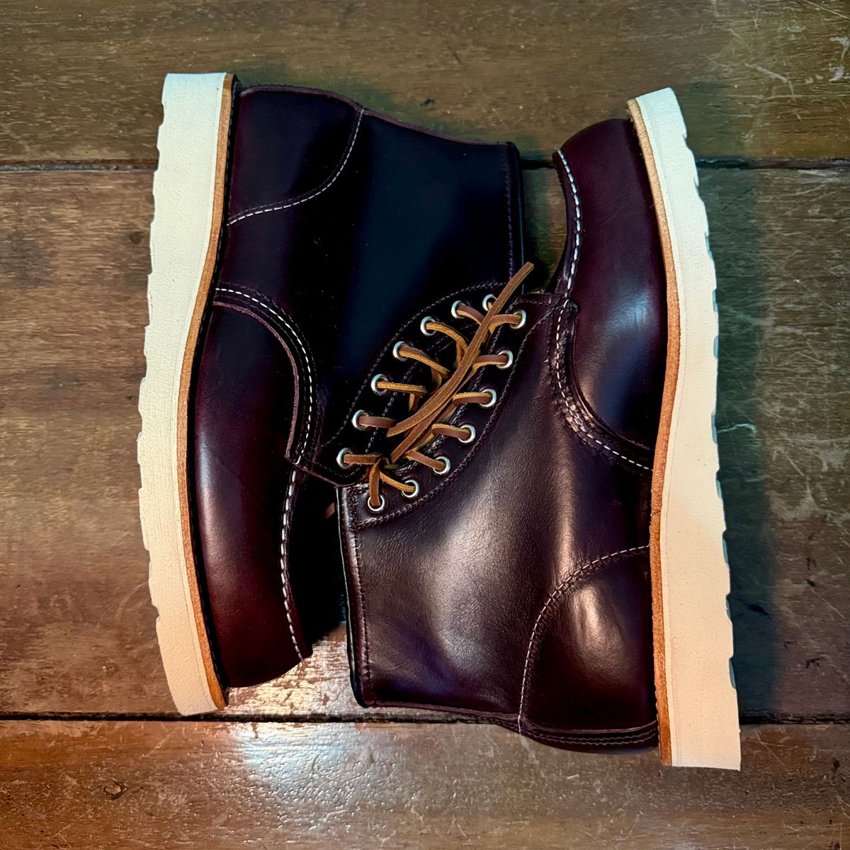 Photo by stinkypatina on May 19, 2026 of the Red Wing 6-Inch Classic Moc in S.B. Foot Black Cherry Excalibur.