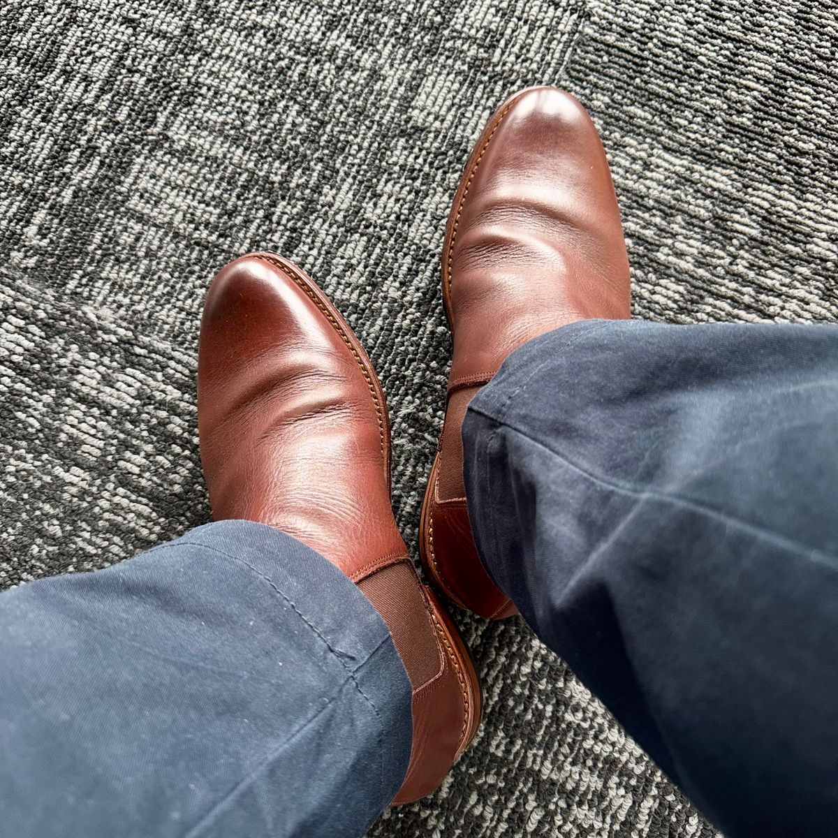 Photo by stinkypatina on September 3, 2025 of the Herring Ipswich II Chelsea in Dark Brown Calf.