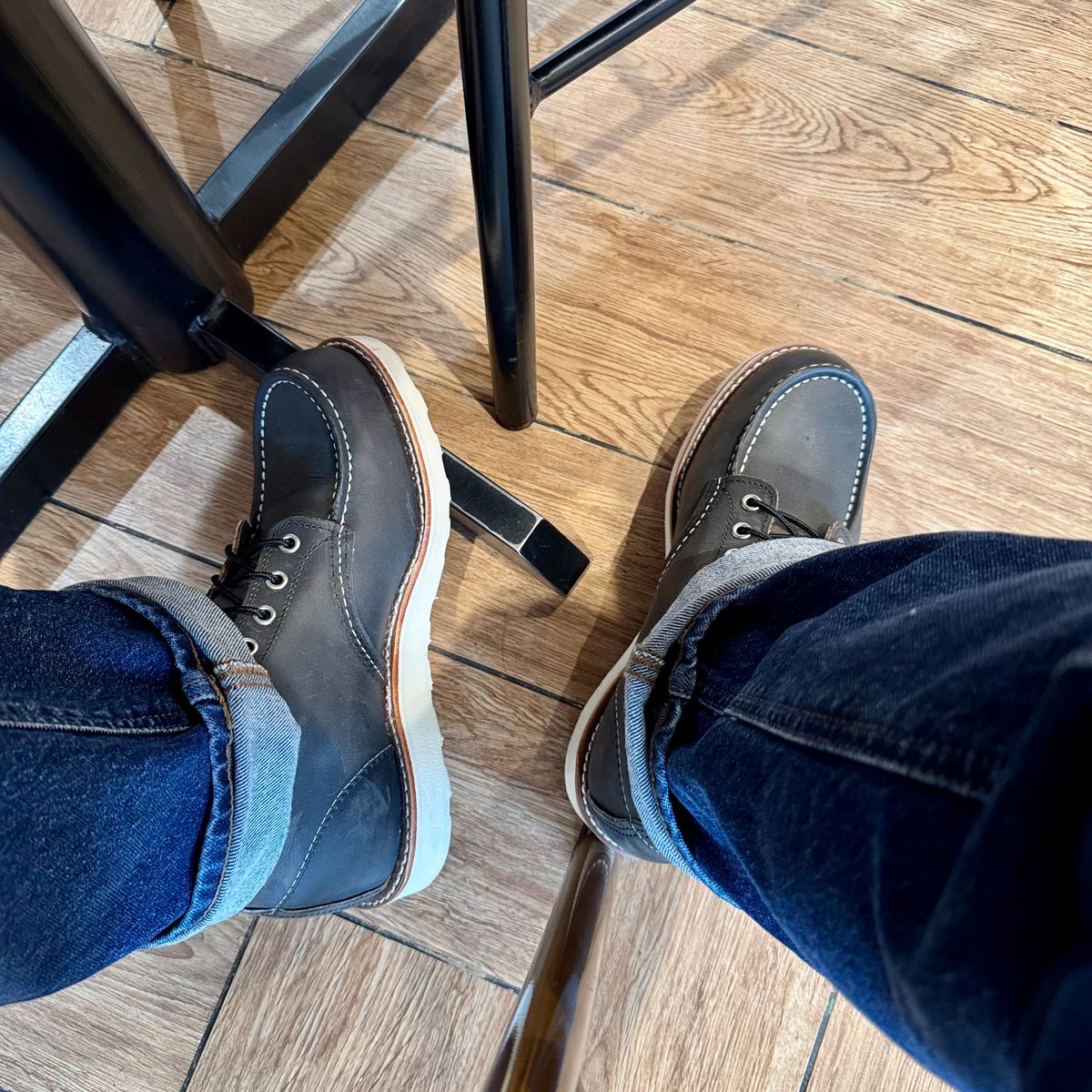 Photo by stinkypatina on December 23, 2025 of the Red Wing 6-Inch Classic Moc in S.B. Foot Charcoal Rough and Tough.