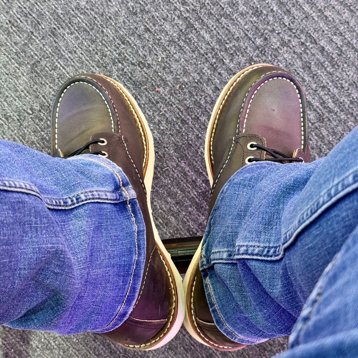 Photo by stinkypatina on December 30, 2025 of the Red Wing 6-Inch Classic Moc in S.B. Foot Charcoal Rough and Tough.
