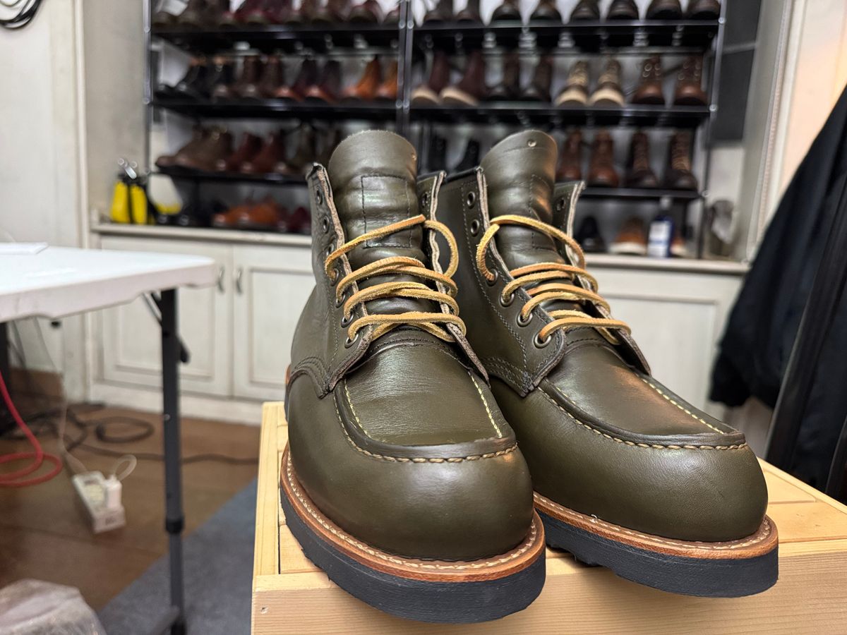 Photo by stinkypatina on May 4, 2025 of the Red Wing 6-Inch Classic Moc in S.B. Foot Alpine Portage.