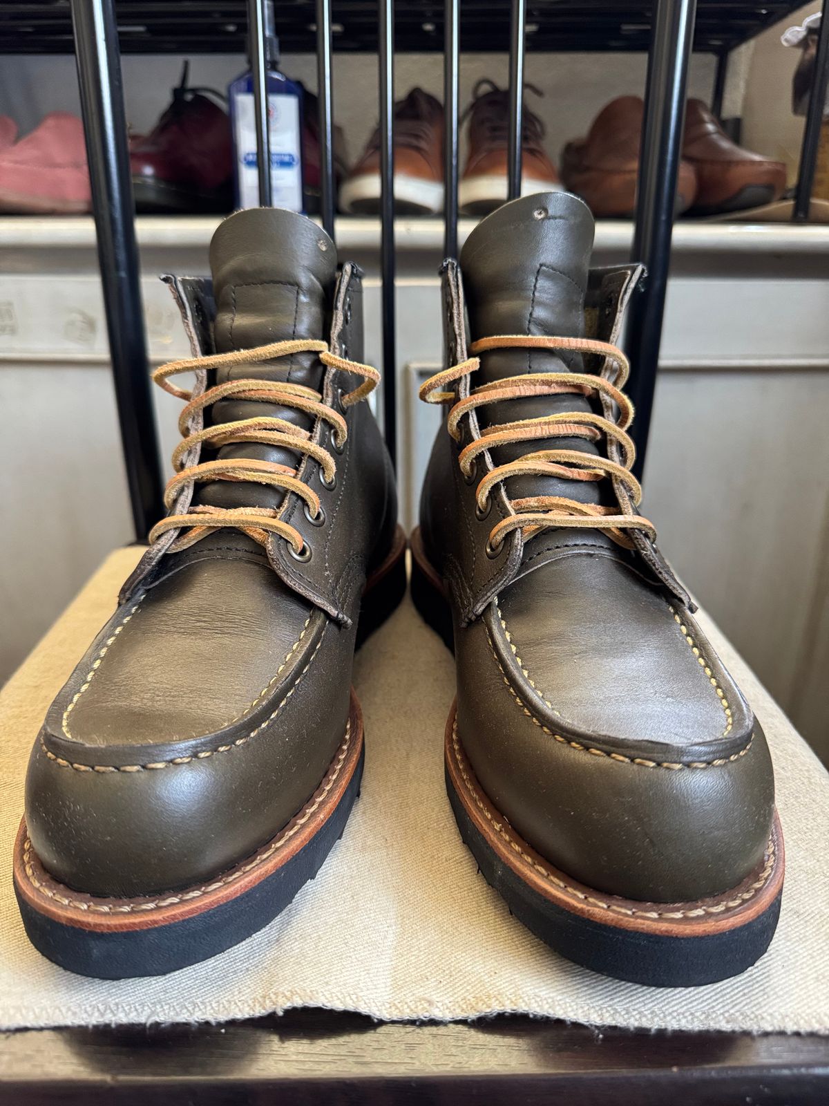 Photo by mrstinkyface13 on April 26, 2025 of the Red Wing 6-Inch Classic Moc in S.B. Foot Alpine Portage.