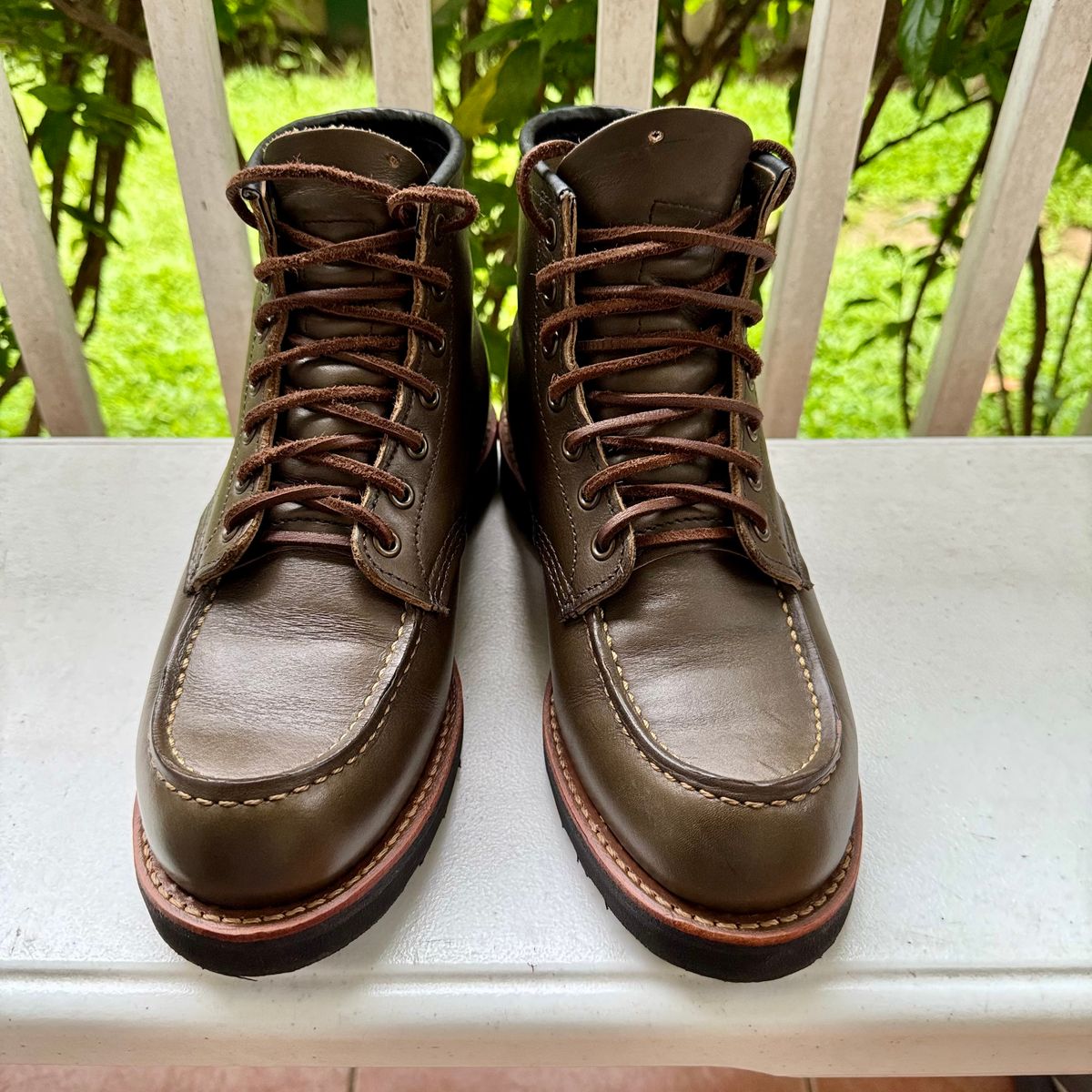 Photo by stinkypatina on September 2, 2025 of the Red Wing 6-Inch Classic Moc in S.B. Foot Alpine Portage.