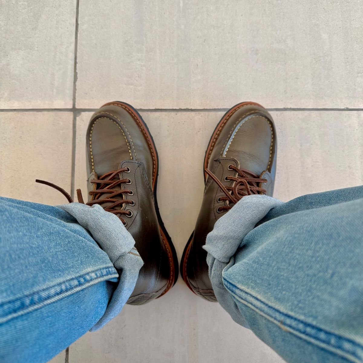 Photo by stinkypatina on September 2, 2025 of the Red Wing 6-Inch Classic Moc in S.B. Foot Alpine Portage.