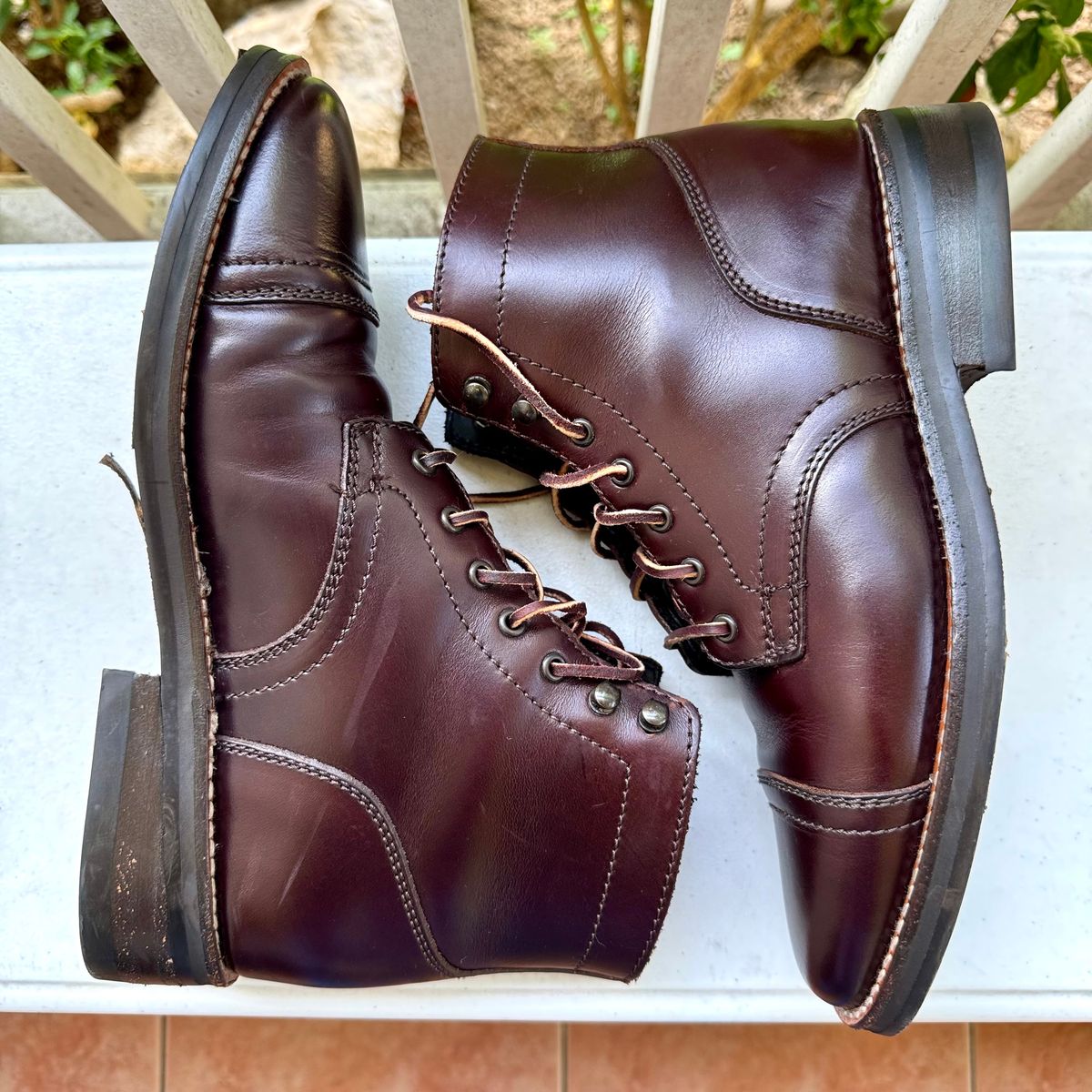 Photo by stinkypatina on August 18, 2025 of the Thursday Captain in Brown Thursday Chrome.