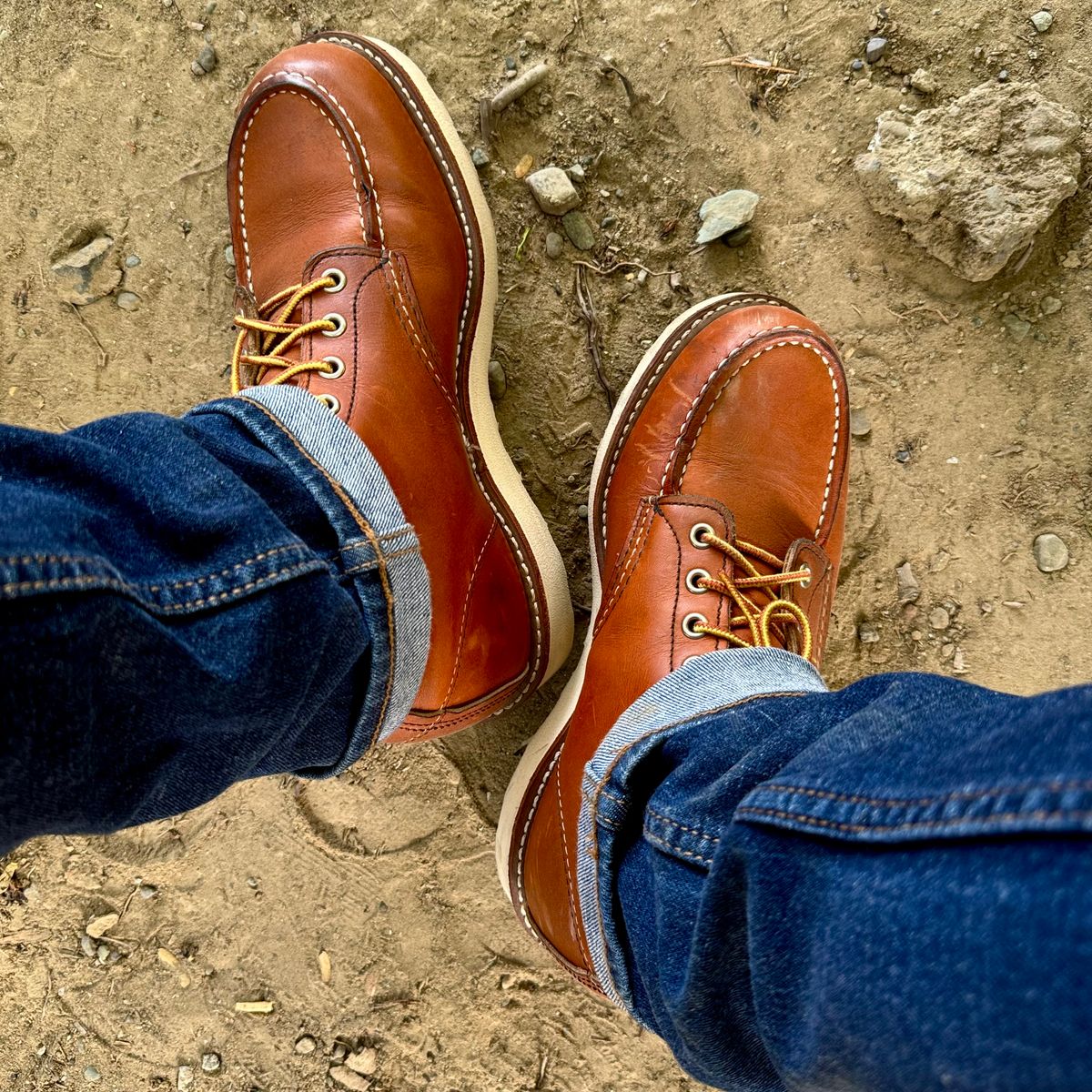 Photo by stinkypatina on May 1, 2026 of the Red Wing 6-Inch Classic Moc in S.B. Foot Oro Legacy.