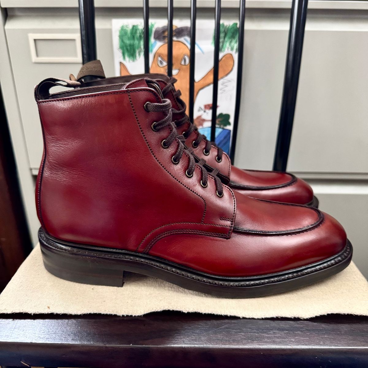 Photo by stinkypatina on August 25, 2025 of the Loake Gisbourne in Seared Mahogany Calf.