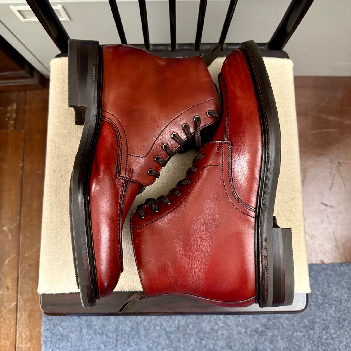 Photo by stinkypatina on August 25, 2025 of the Loake Gisbourne in Seared Mahogany Calf.