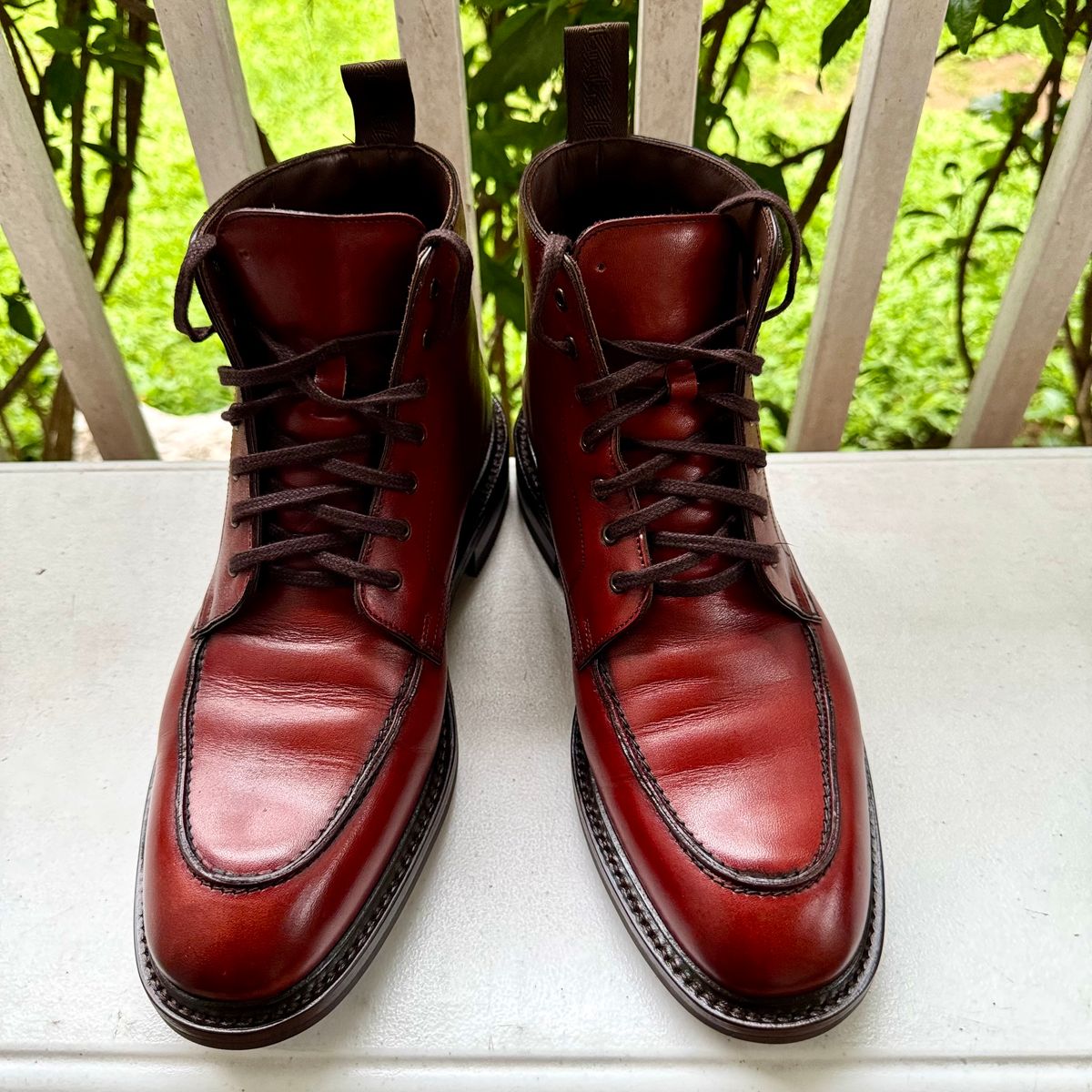 Photo by stinkypatina on August 28, 2025 of the Loake Gisbourne in Seared Mahogany Calf.