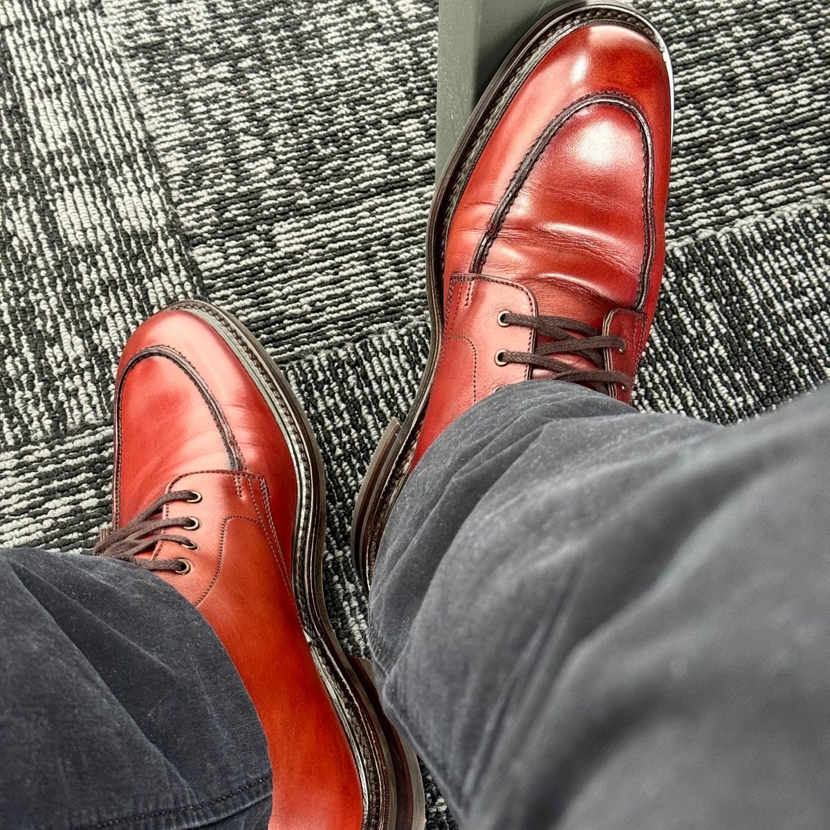 Photo by stinkypatina on September 1, 2025 of the Loake Gisbourne in Seared Mahogany Calf.
