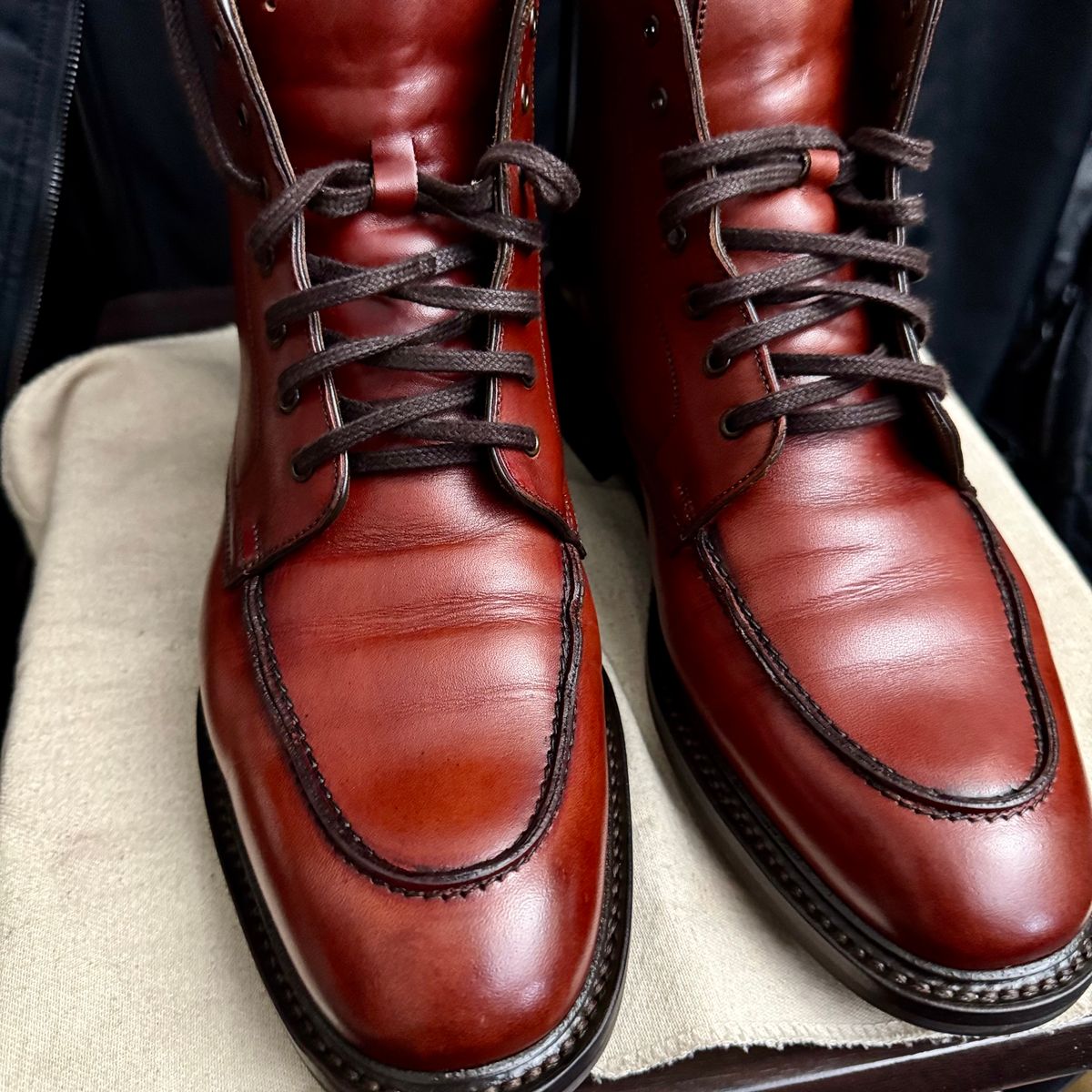 Photo by stinkypatina on September 1, 2025 of the Loake Gisbourne in Seared Mahogany Calf.