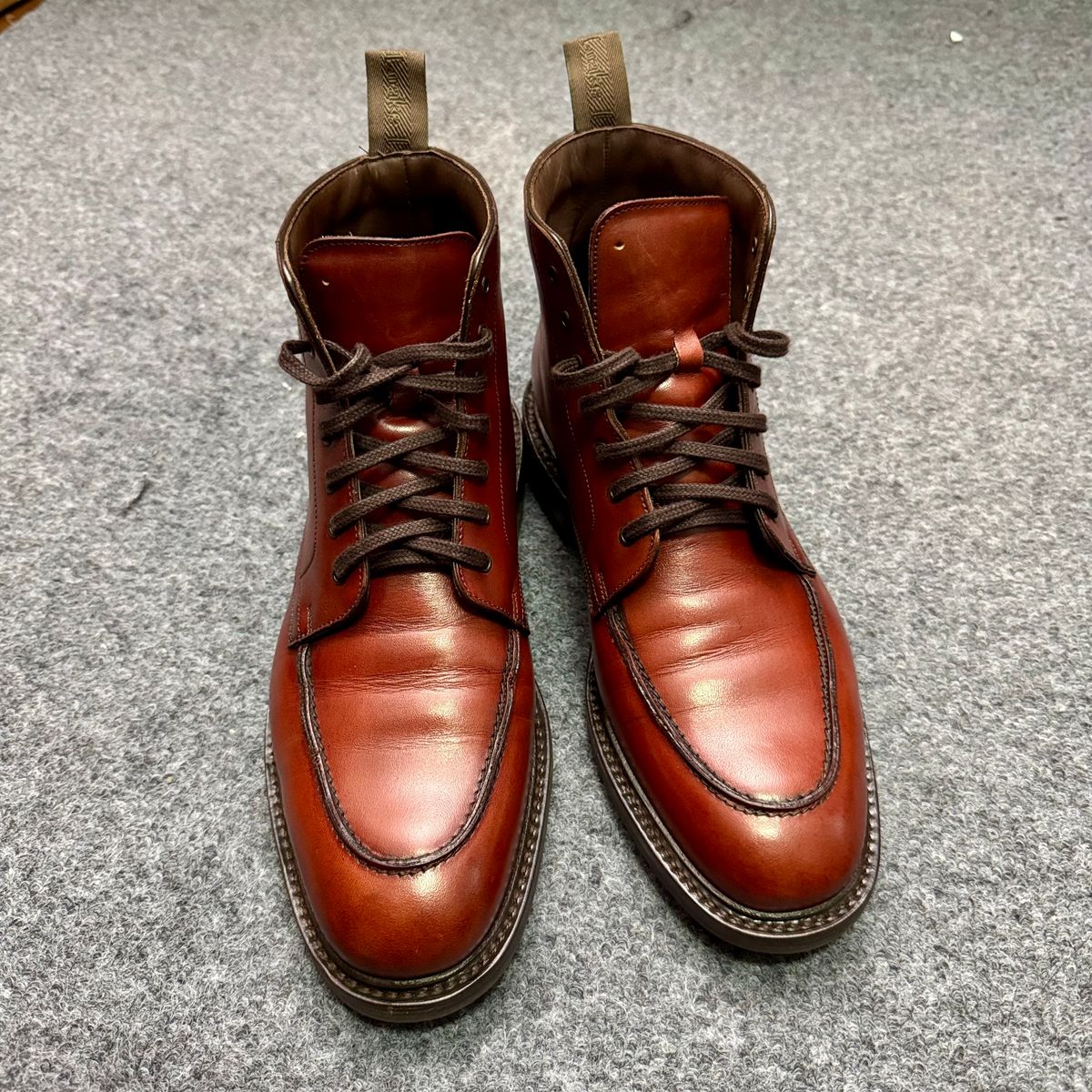 Photo by stinkypatina on December 3, 2025 of the Loake Gisbourne in Seared Mahogany Calf.