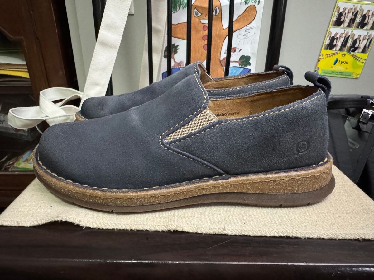 Photo by stinkypatina on May 8, 2025 of the Born Bryson Loafer in Suede.