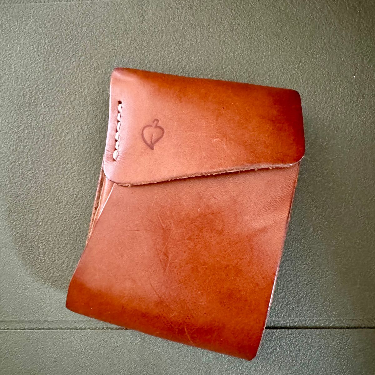 Photo by stinkypatina on January 4, 2026 of the Pedros Leather Craft POY Foldable Wallet in Italian Veg Tan.
