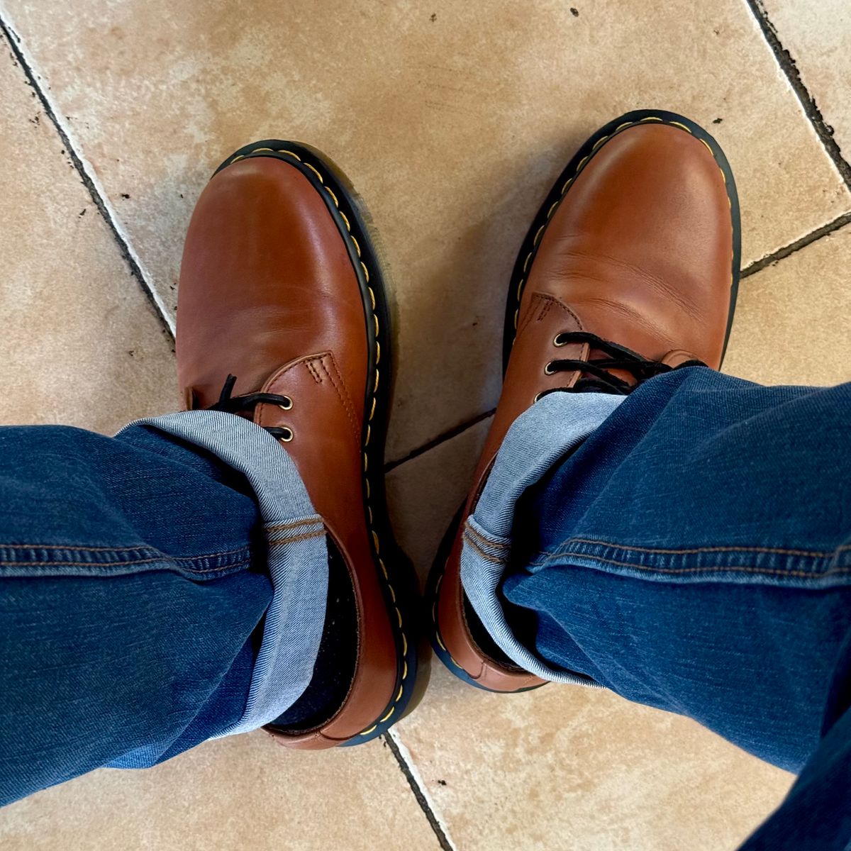 Photo by stinkypatina on April 27, 2026 of the Dr. Martens 1461 in Carrara Saddle Tan.