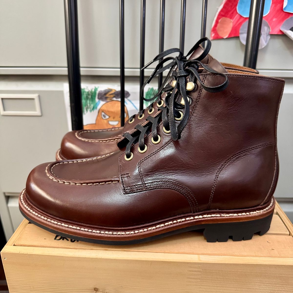 Photo by stinkypatina on October 1, 2025 of the Grant Stone Brass Boot in Horween Crimson Chromexcel.